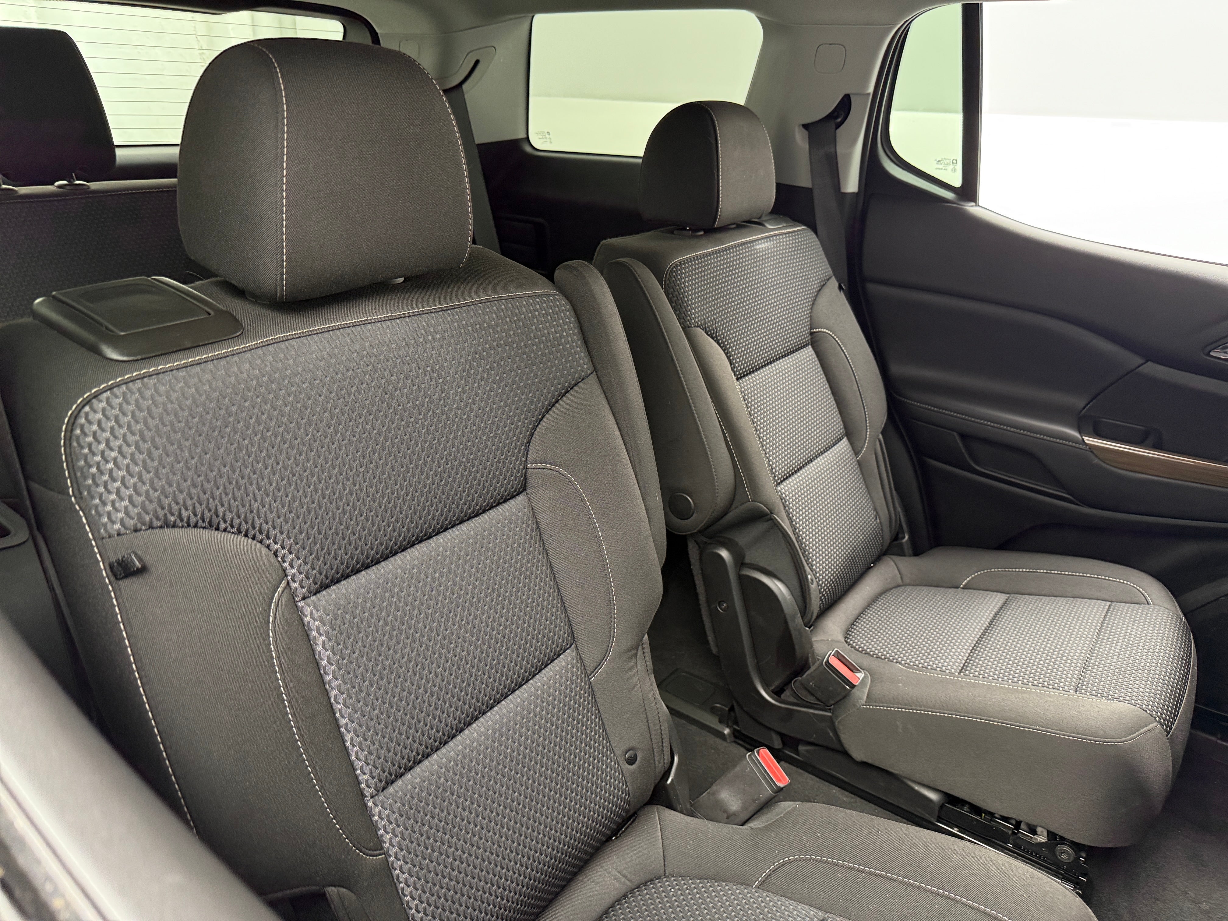 2023 GMC Acadia SLE 6