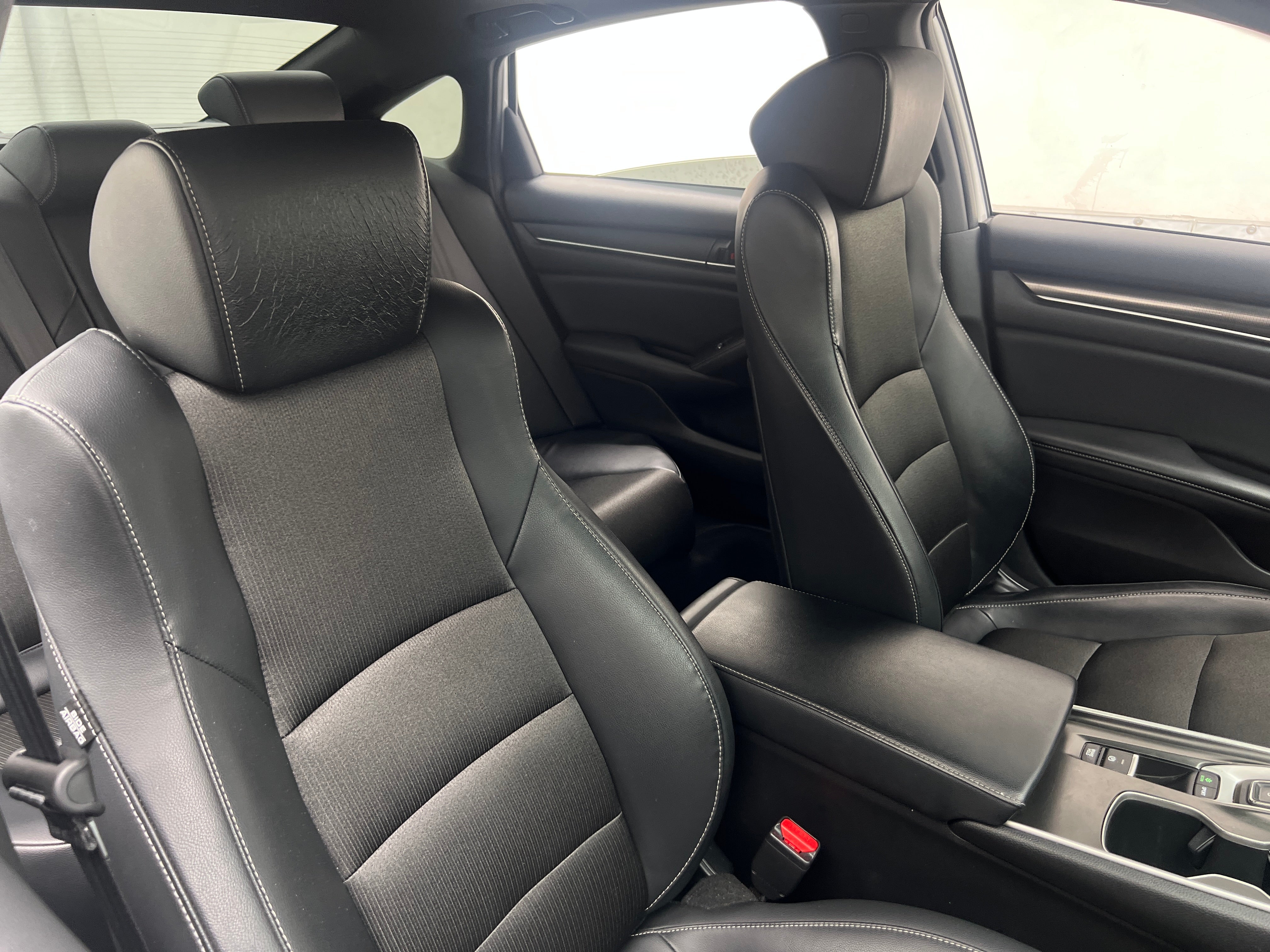 2018 Honda Accord Sport 2