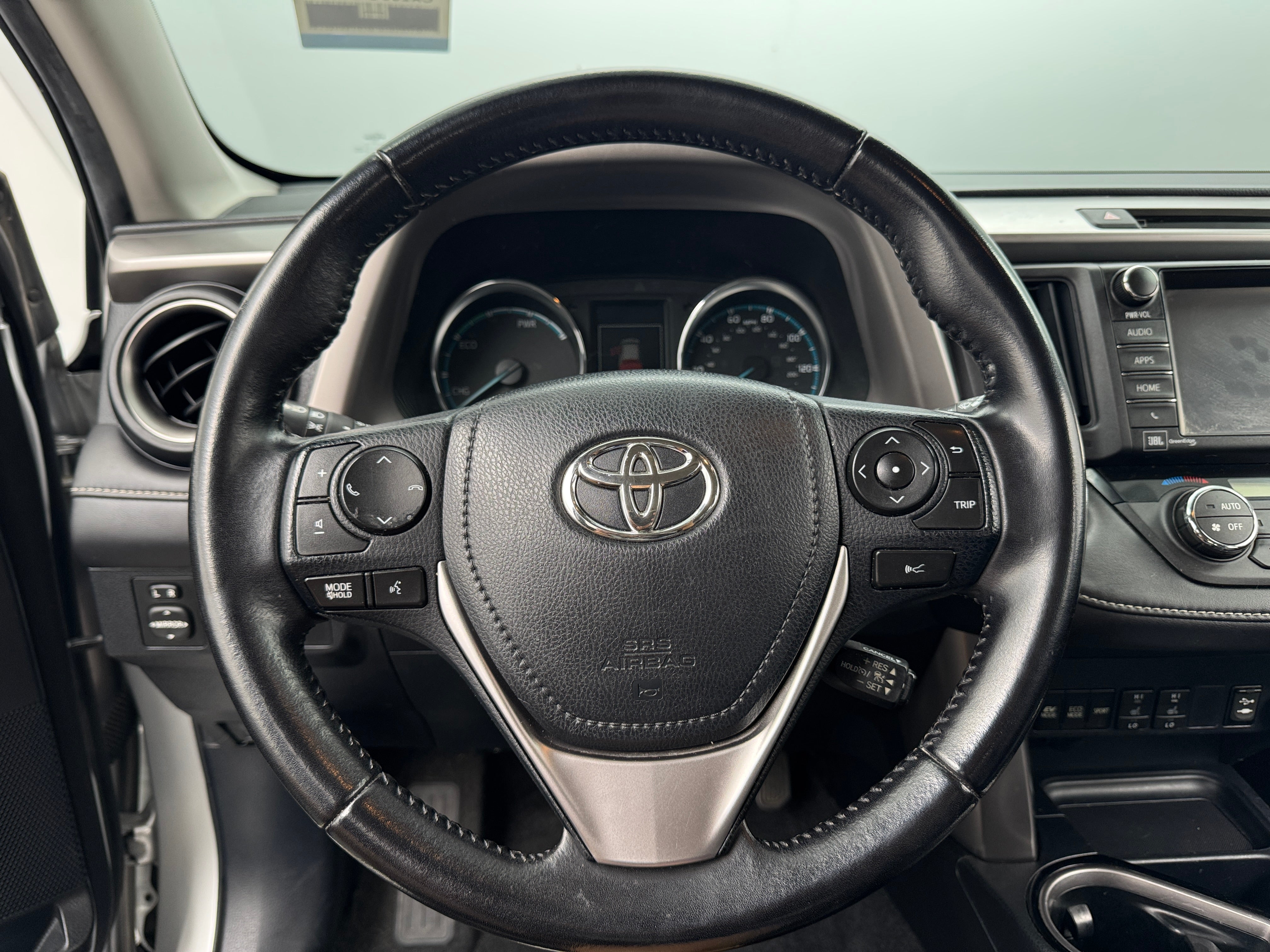 2016 Toyota RAV4 Limited 4