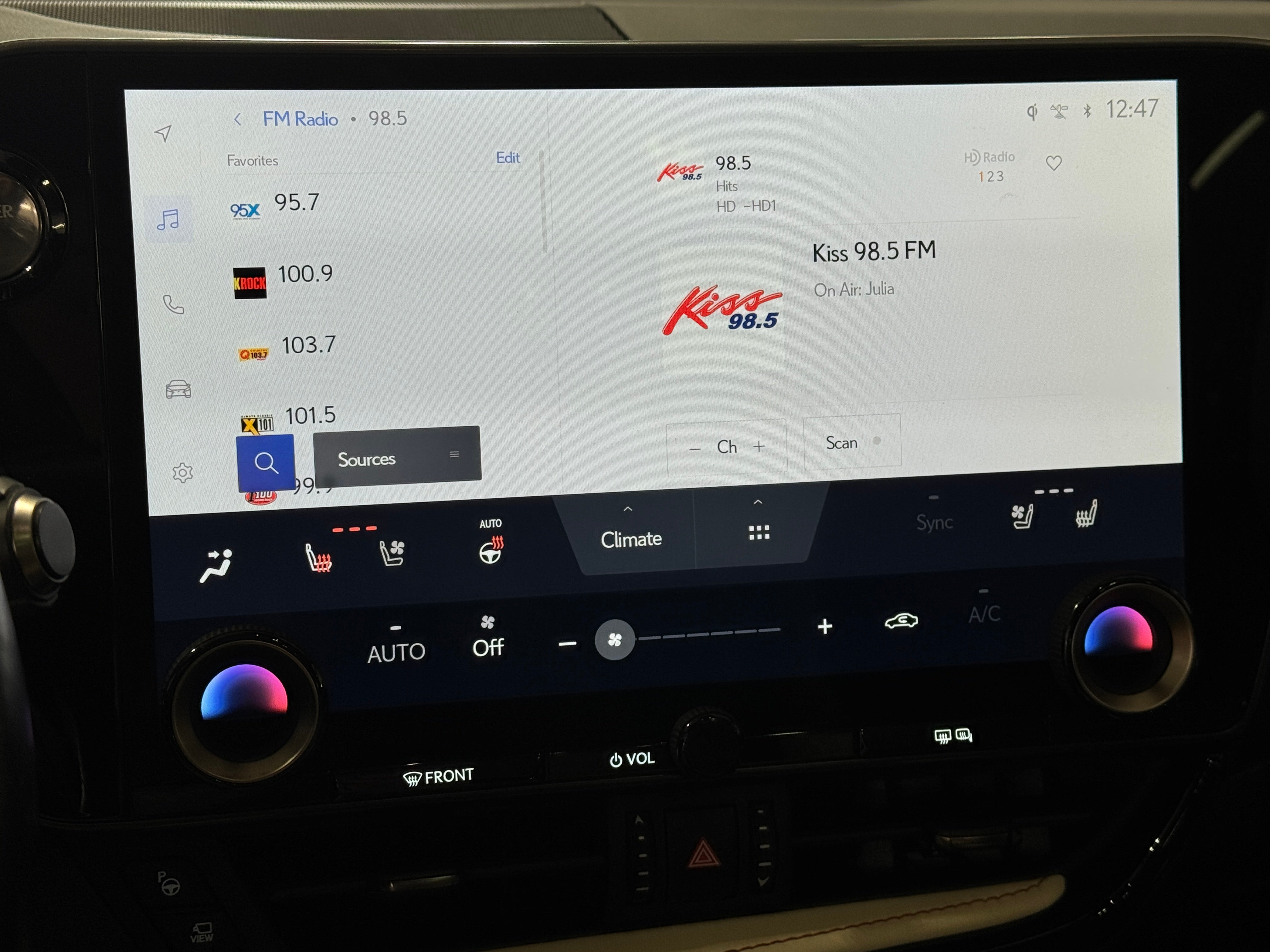 2022 Lexus NX Hybrid 350h Luxury 3