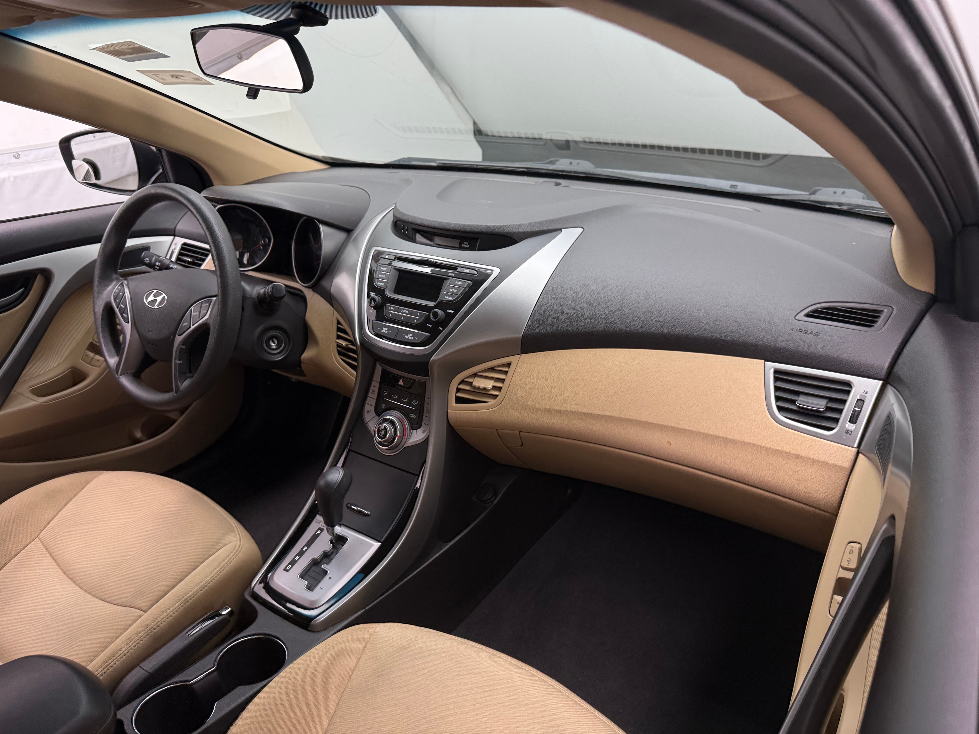2013 Hyundai Elantra GLS 3