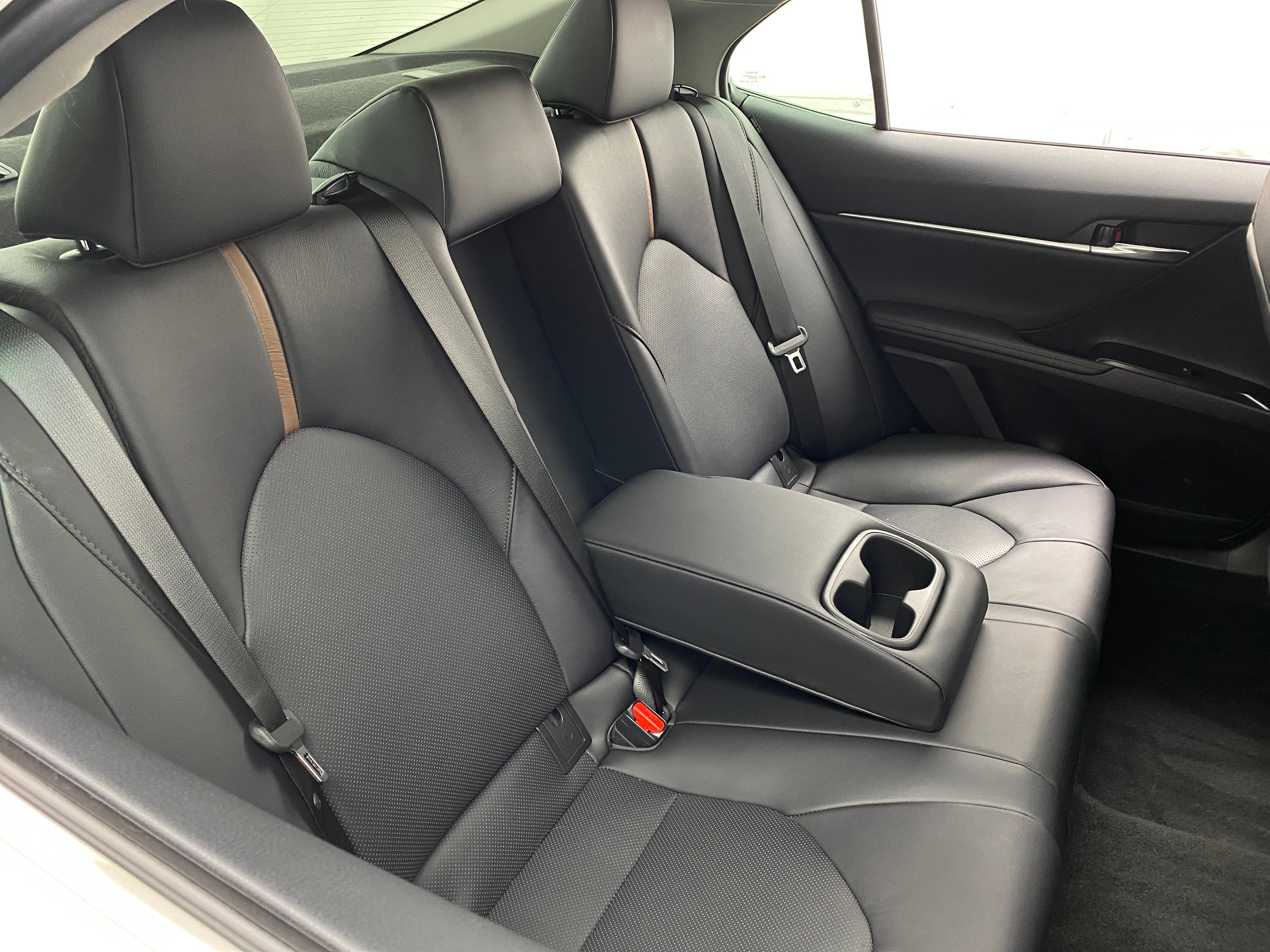 2020 Toyota Camry XLE 5