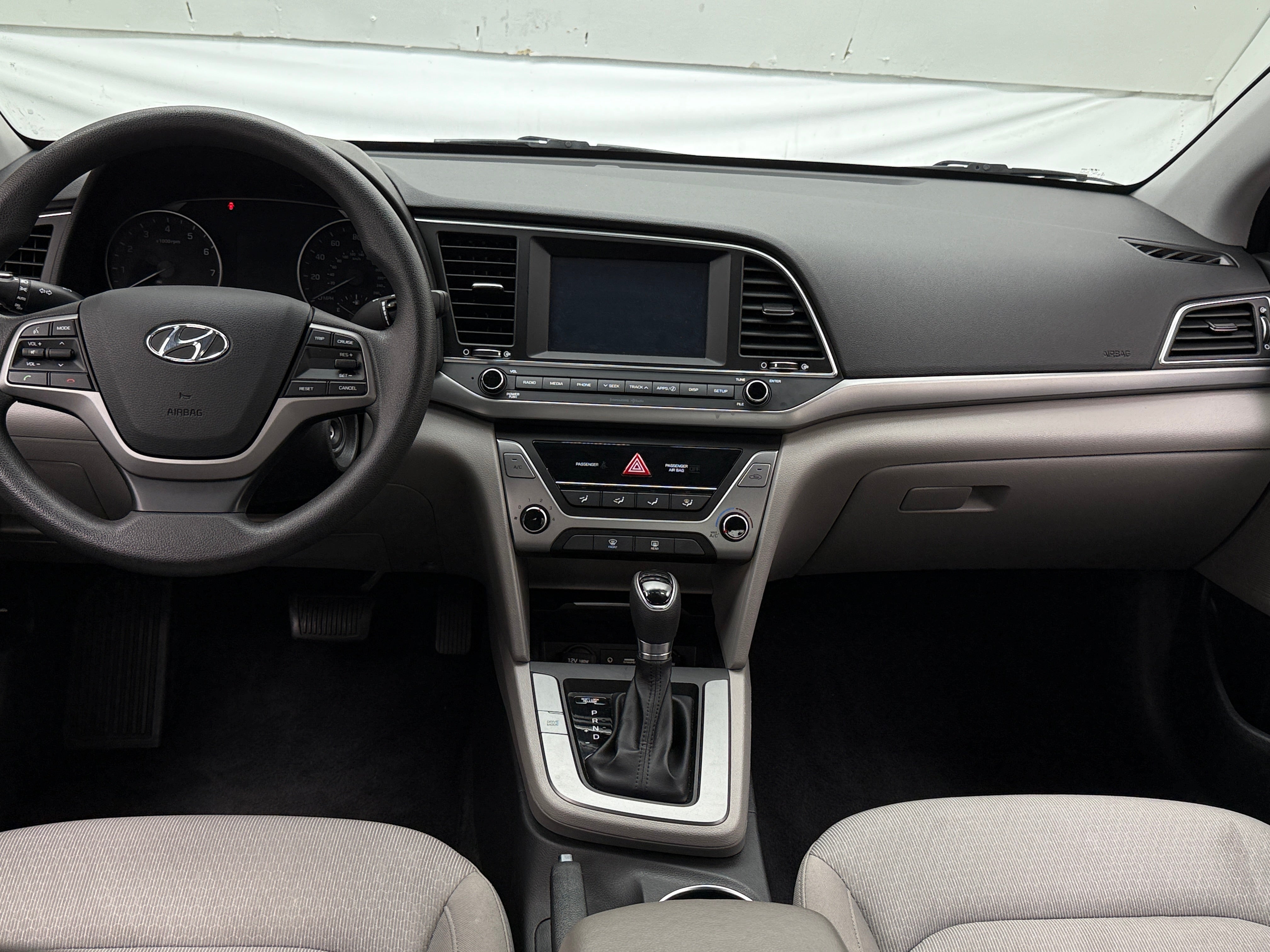 2017 Hyundai Elantra SE 3