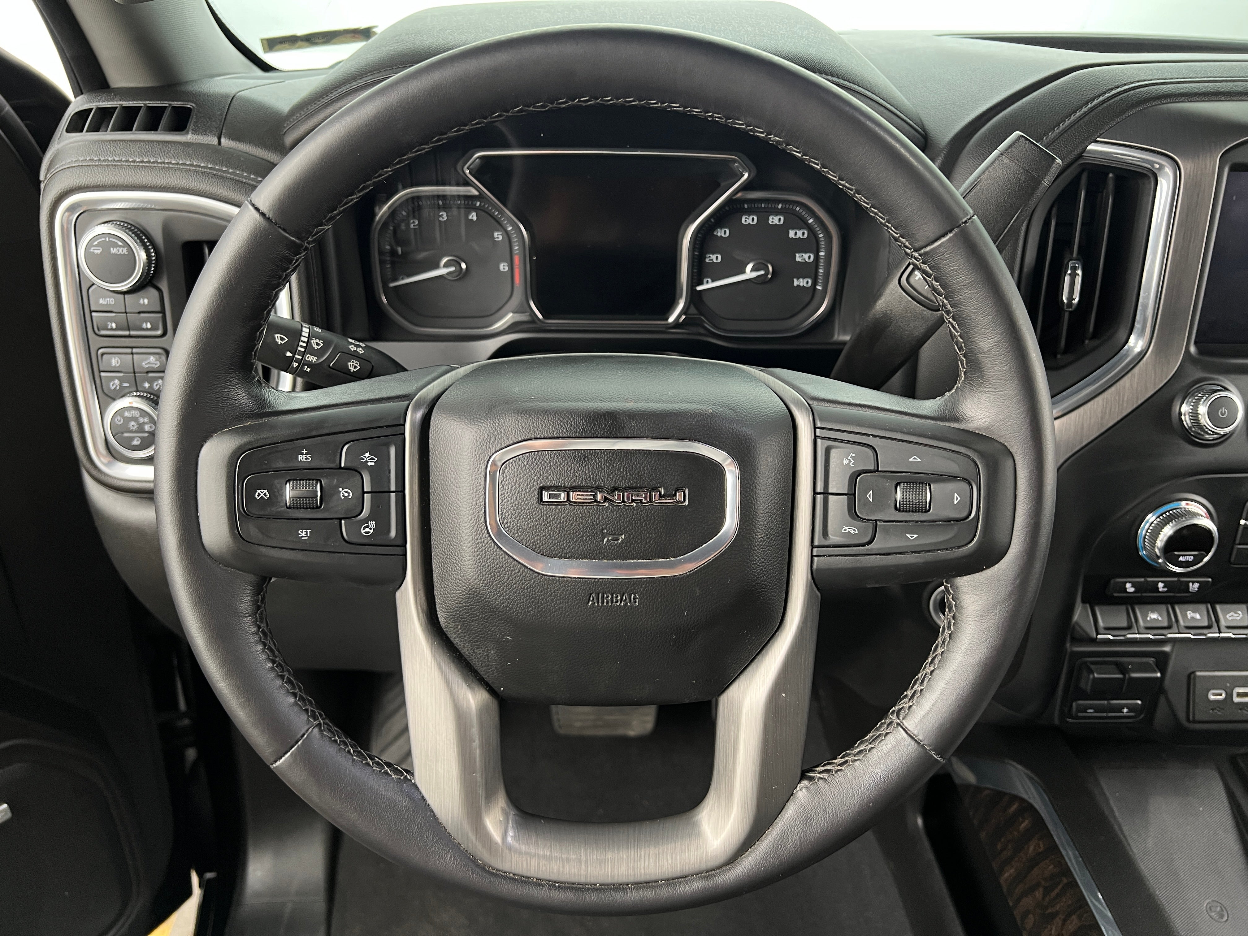 2022 GMC Sierra 1500 Denali 4
