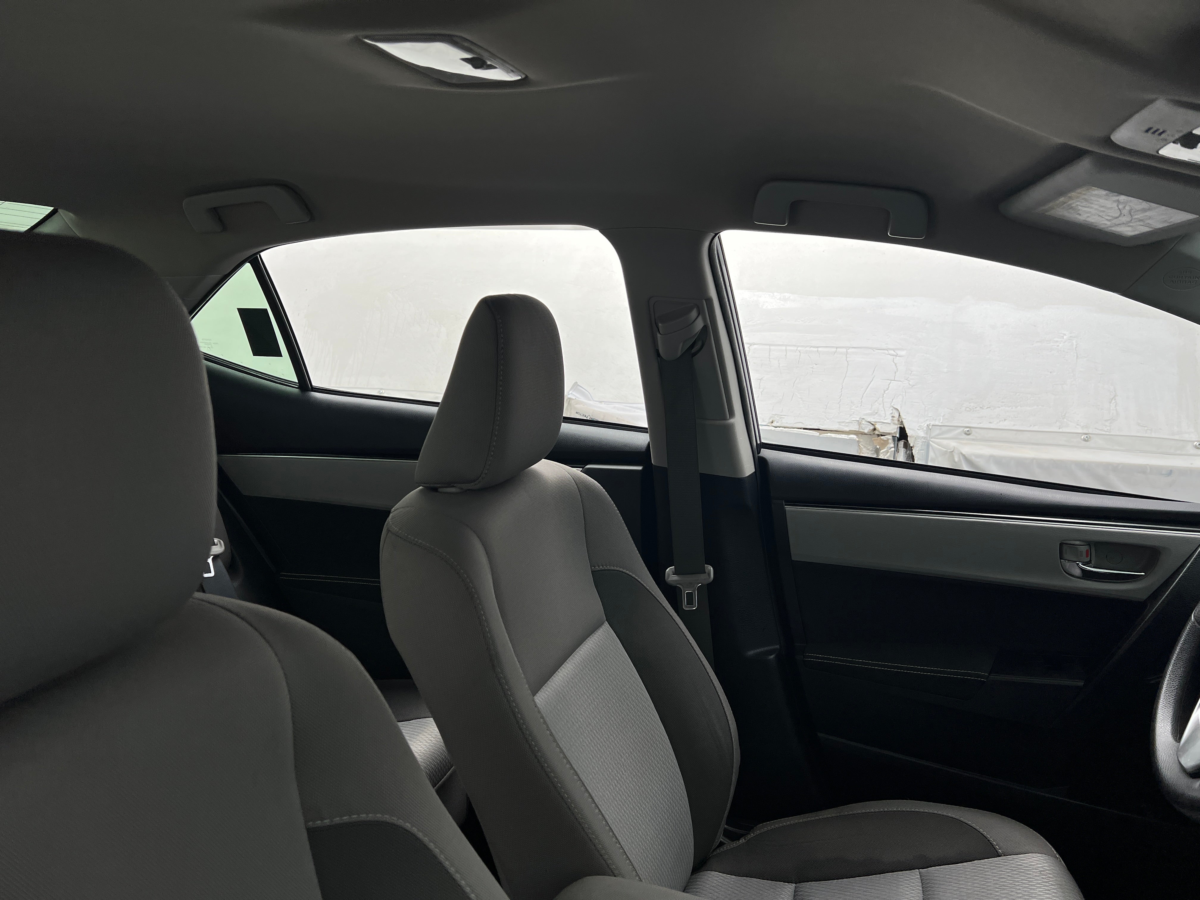 2018 Toyota Corolla LE 2