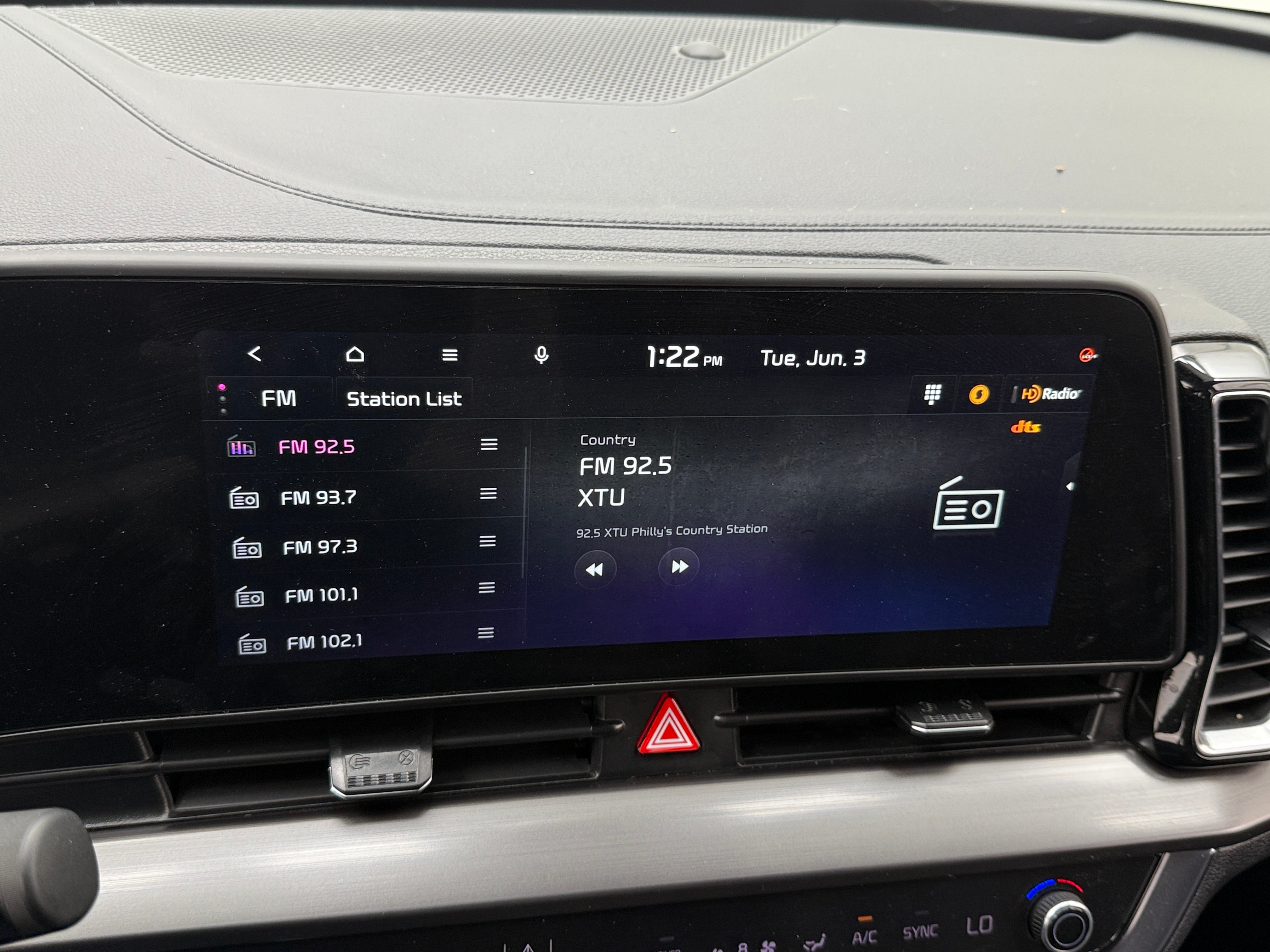 2023 Kia Sportage EX 3