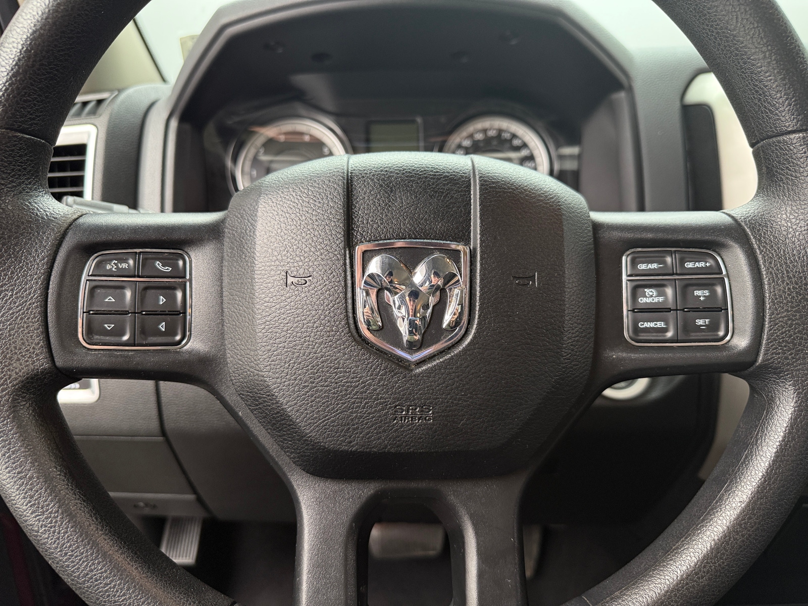 Thumbnail: 2020 RAM 1500 Classic - 5