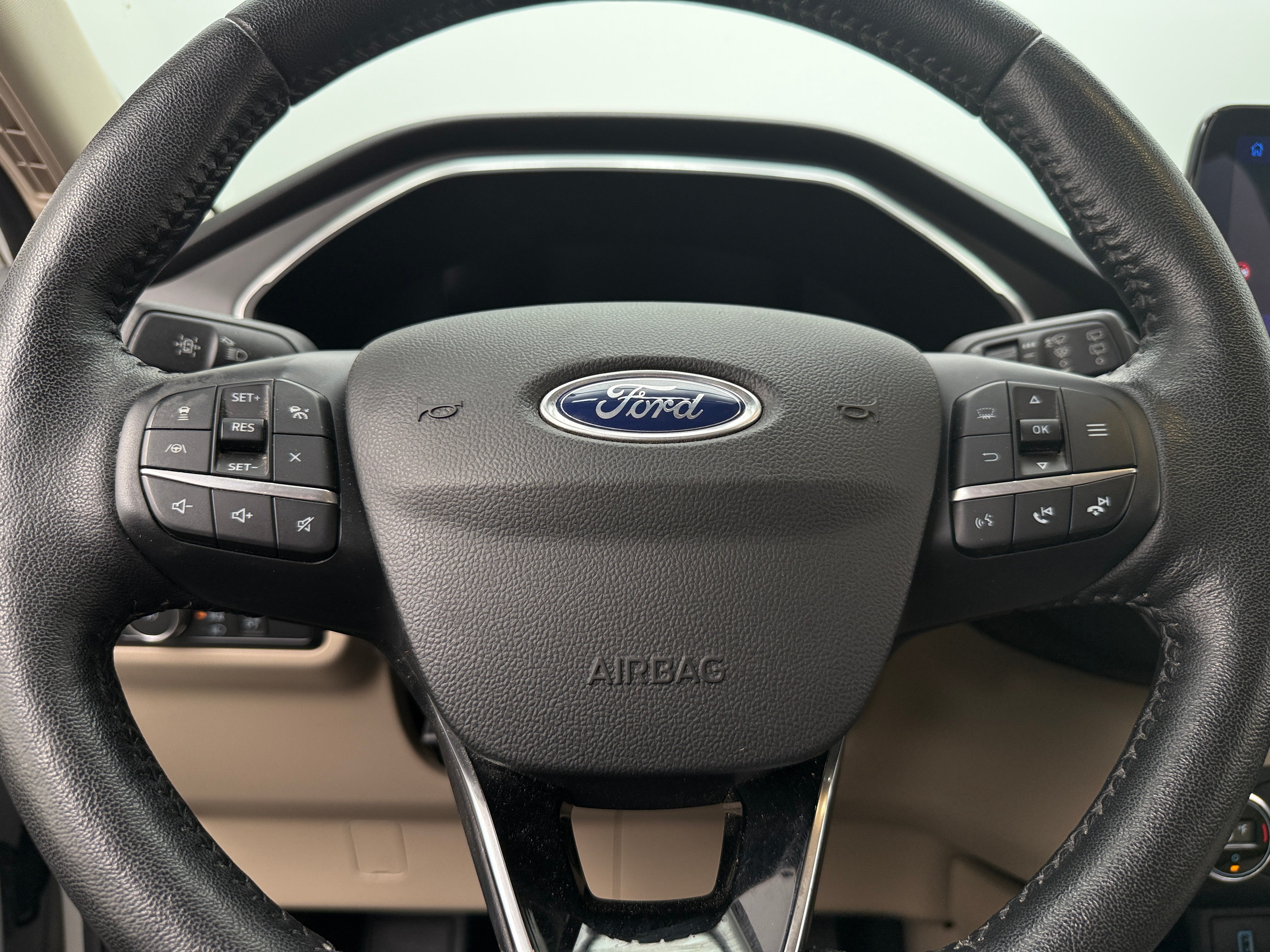 2020 Ford Escape Titanium 4
