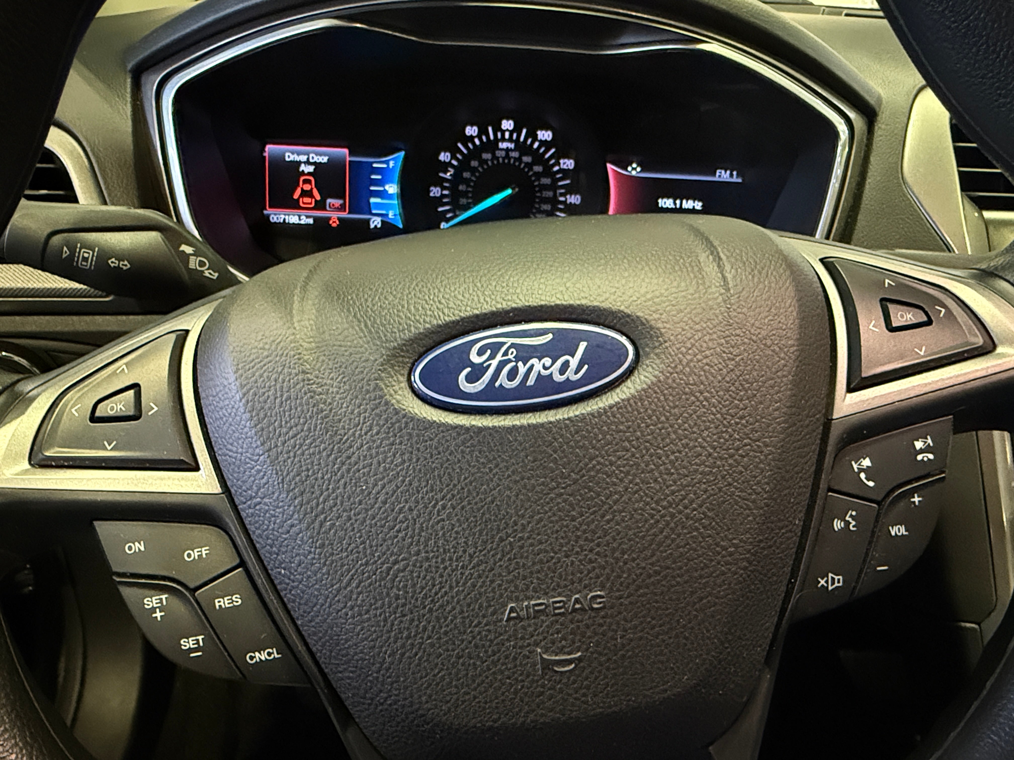 2020 Ford Fusion SE 5