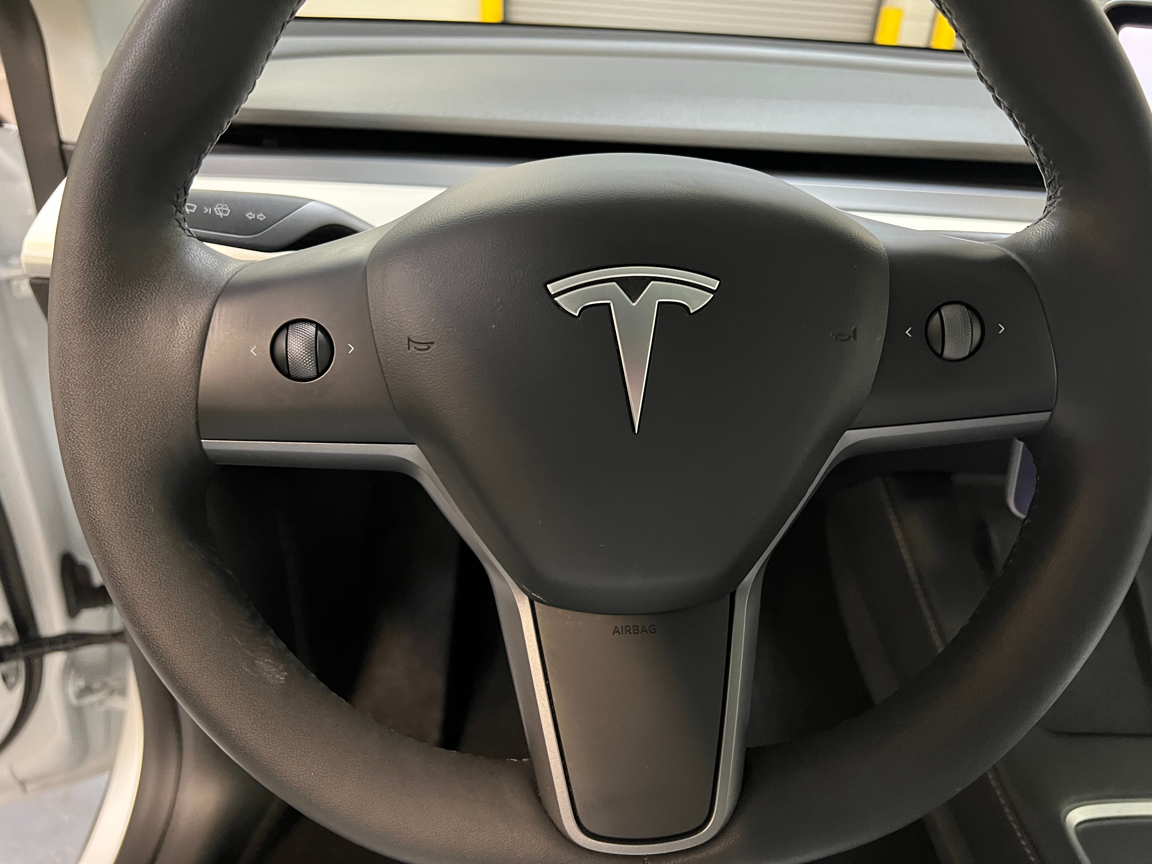 2022 Tesla Model Y Long Range 4