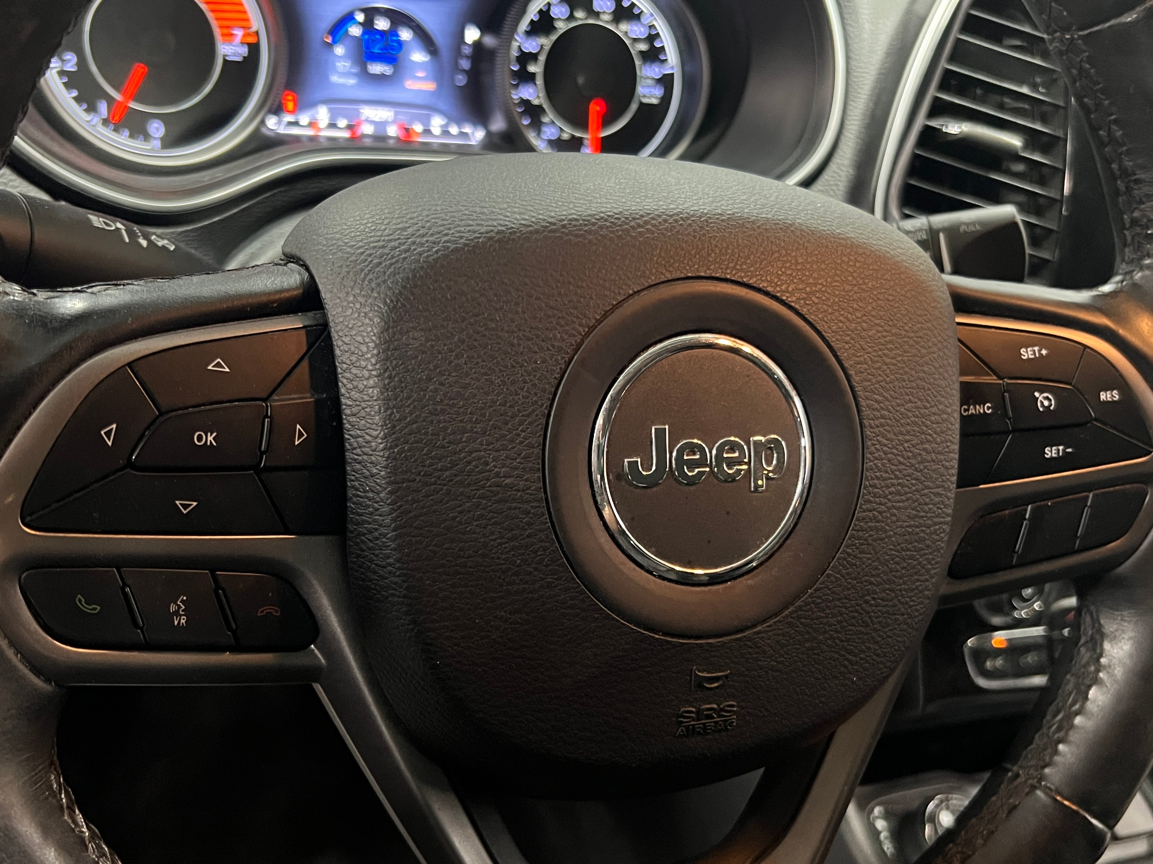 2019 Jeep Cherokee Limited Edition 4