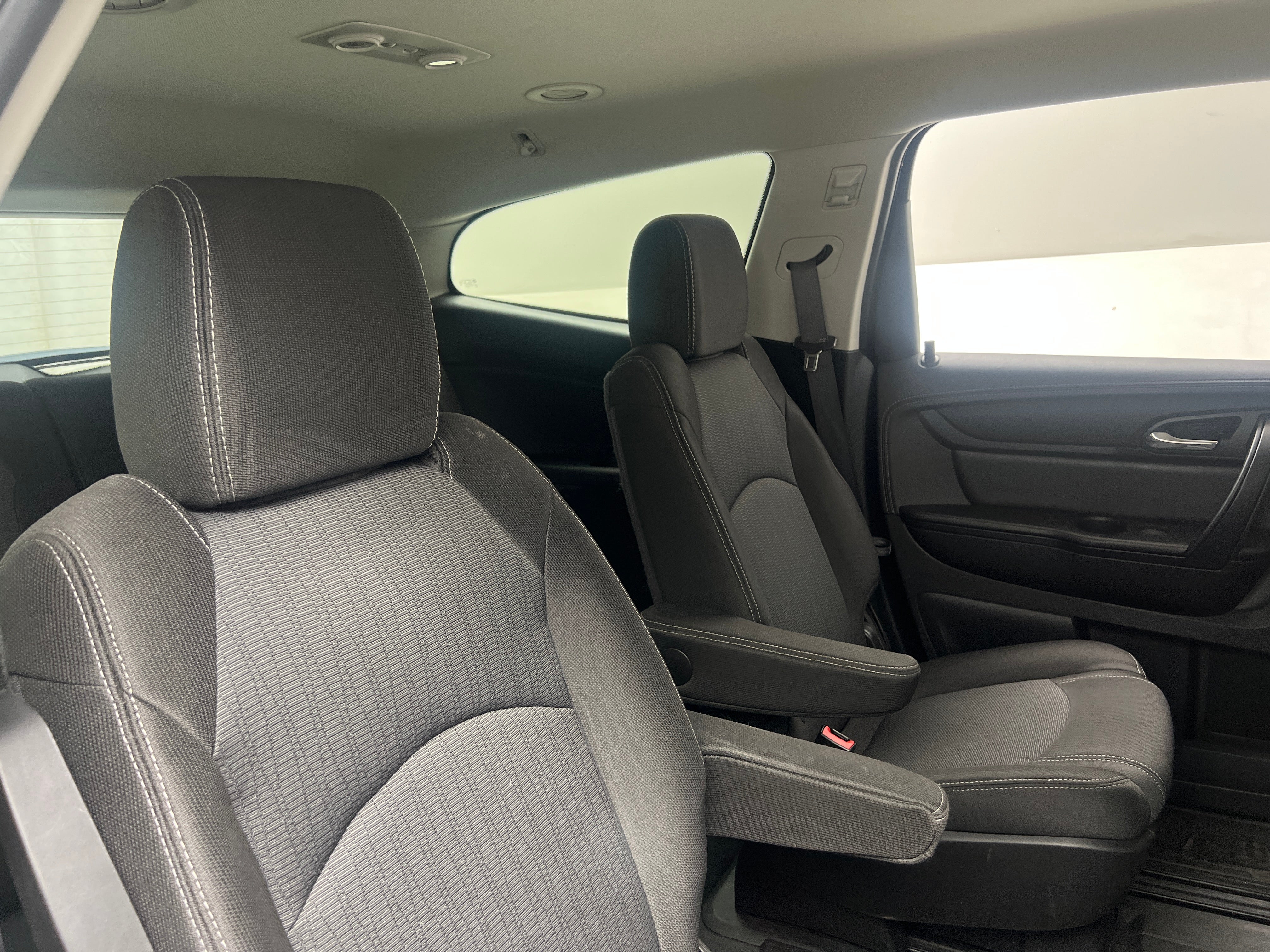 2017 Chevrolet Traverse LT 6