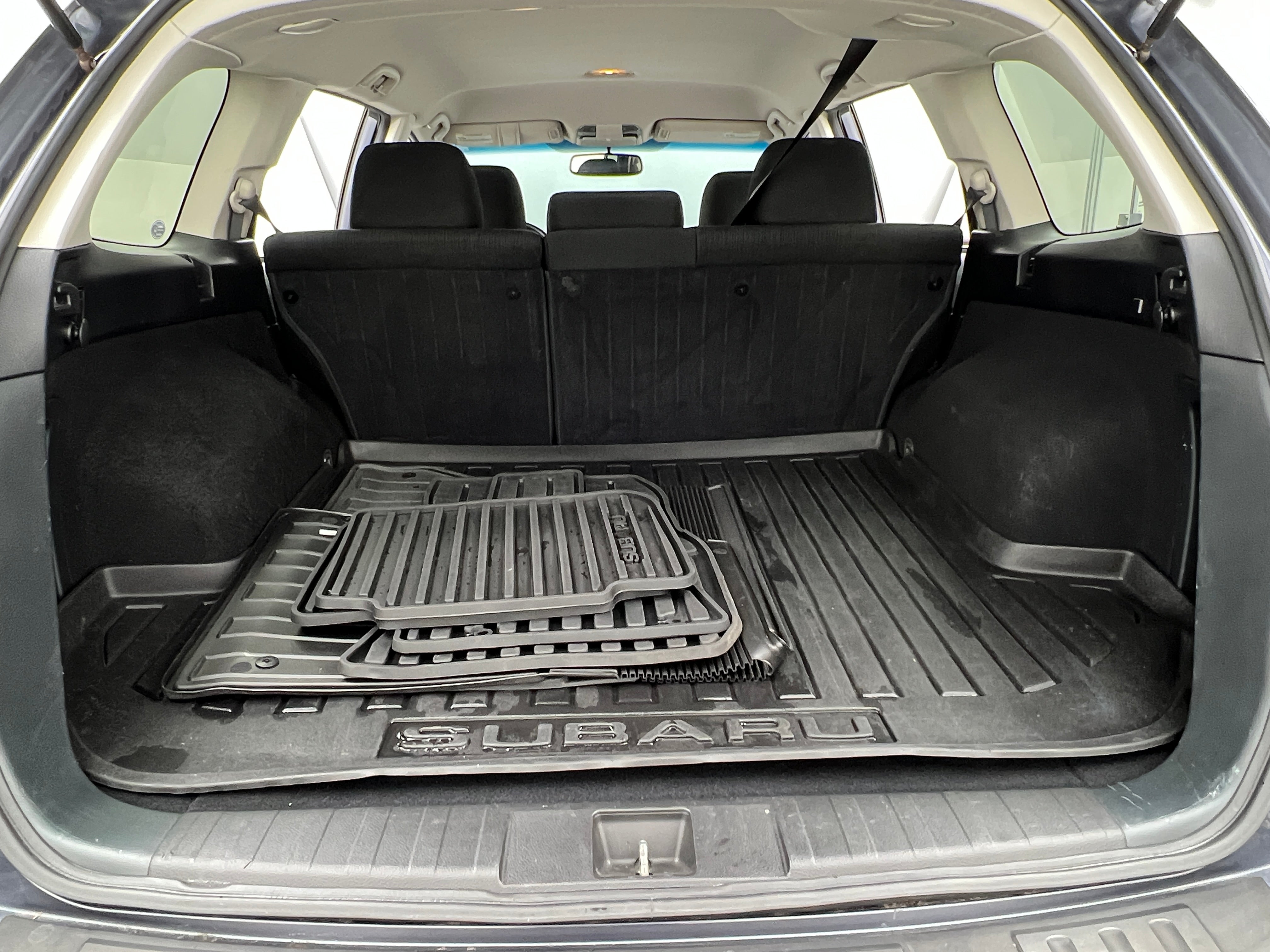 2014 Subaru Outback Premium 7