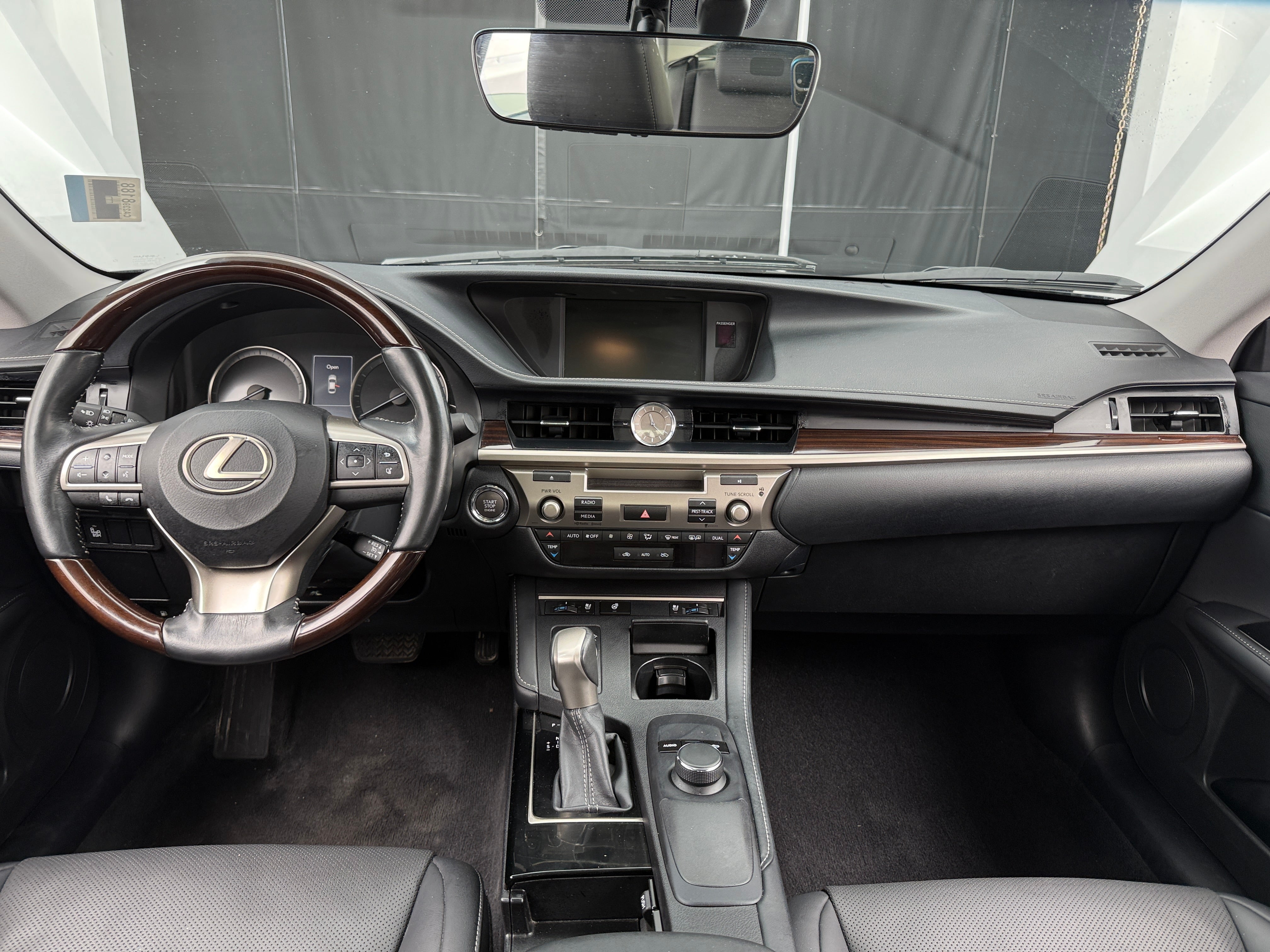 2016 Lexus ES 350 2