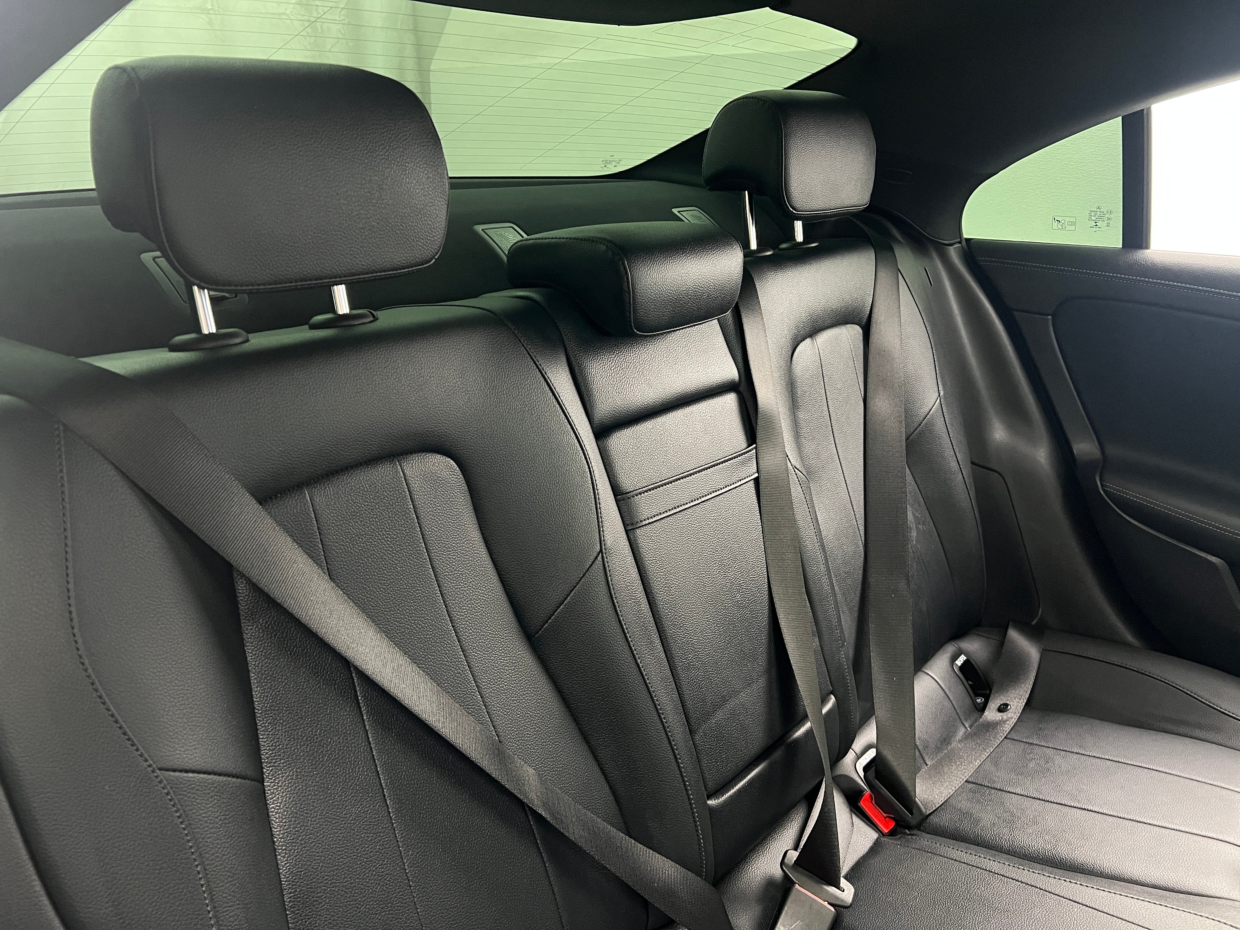 2022 Mercedes-Benz CLA 250 5