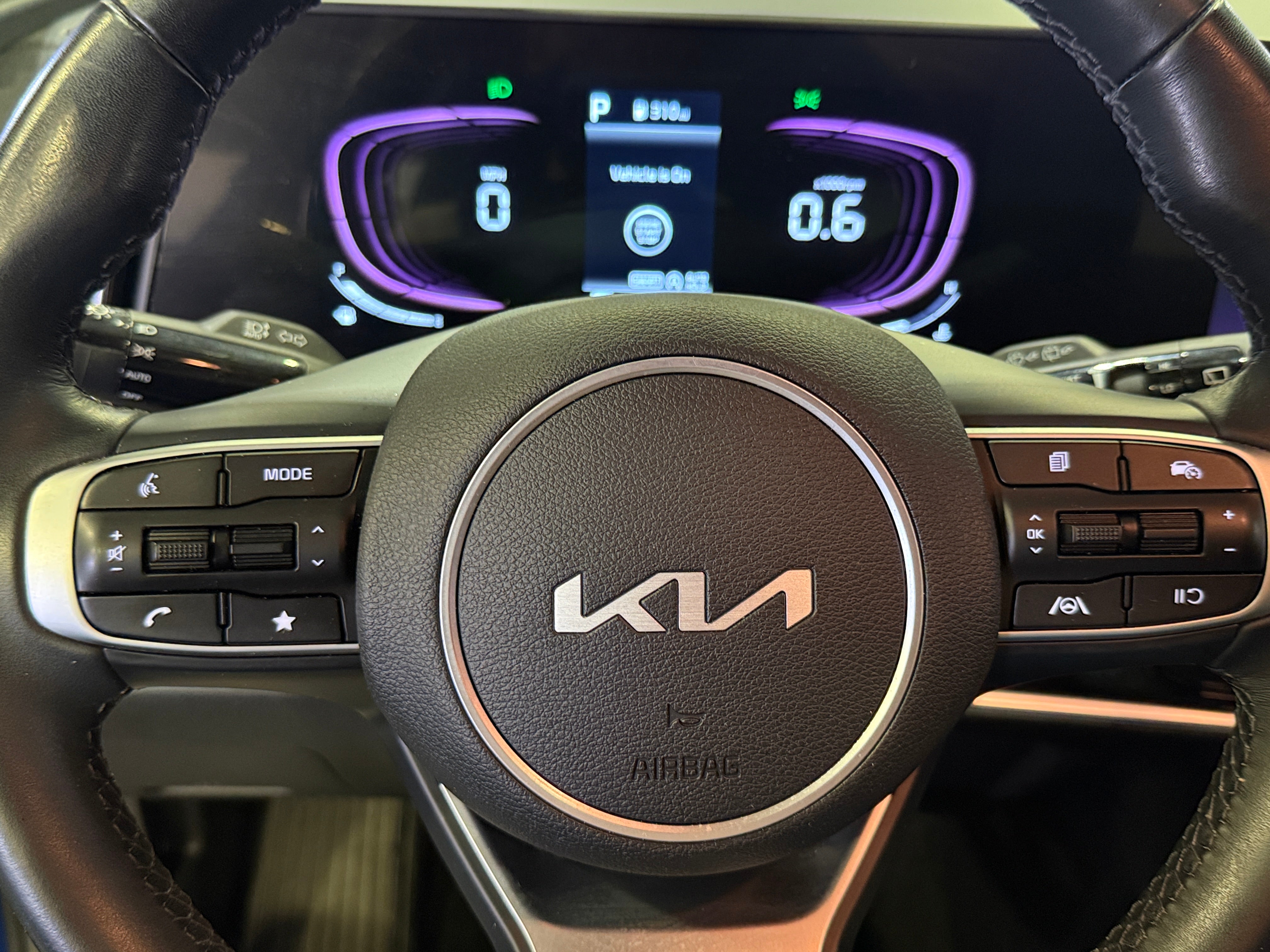 2024 Kia Sportage EX 4