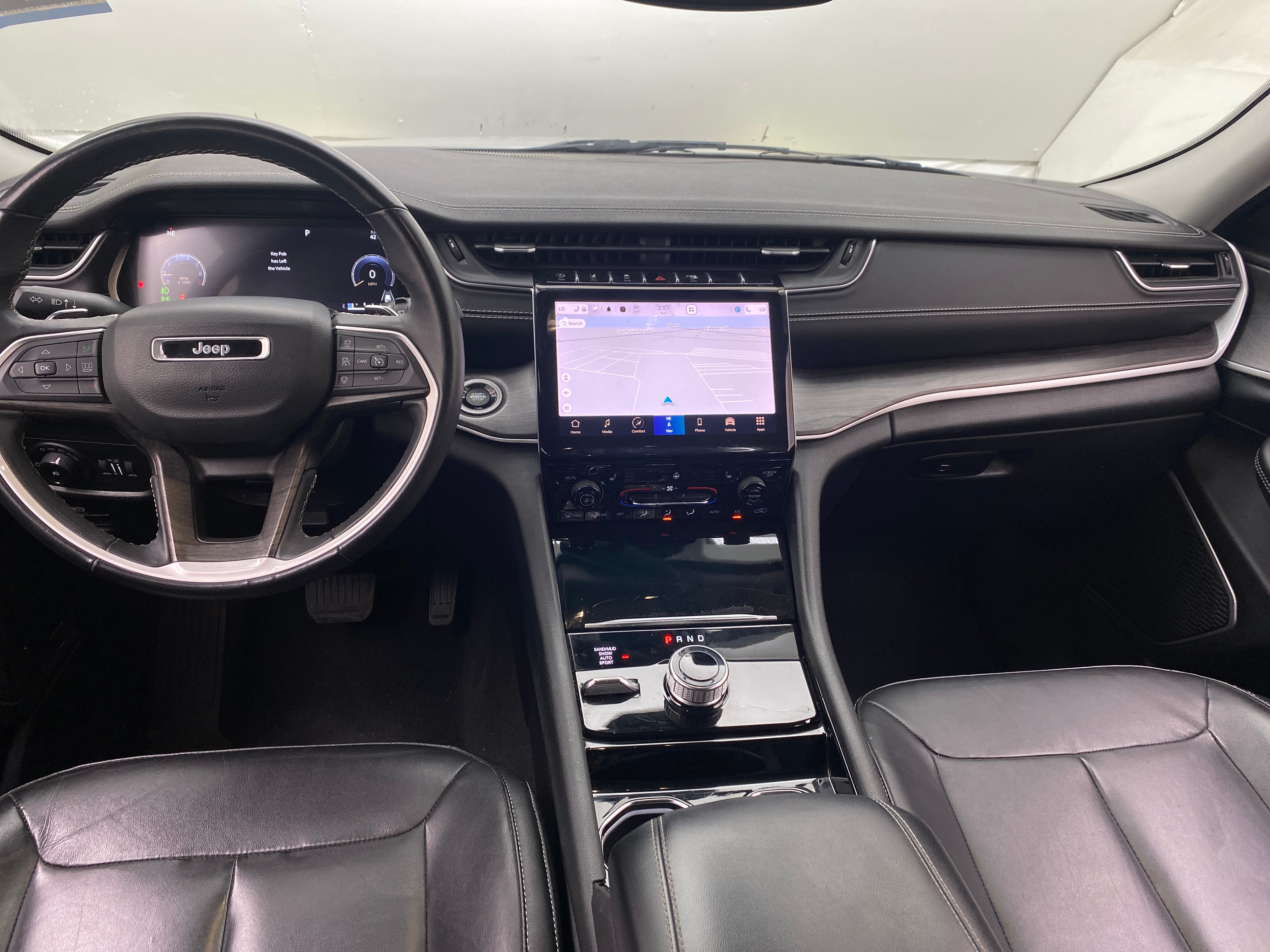 2022 Jeep Grand Cherokee L Limited Edition 2