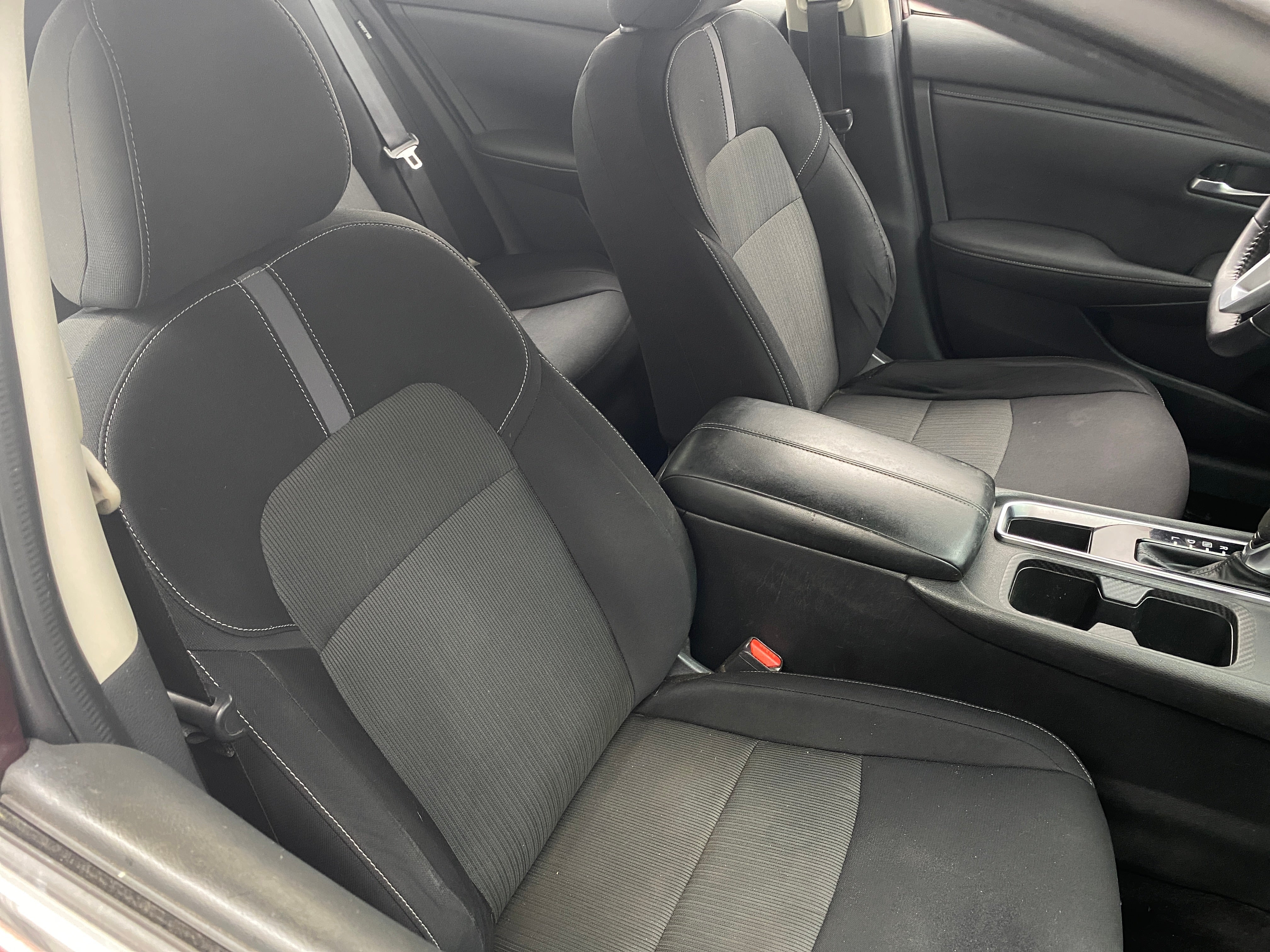2020 Nissan Sentra SV 2