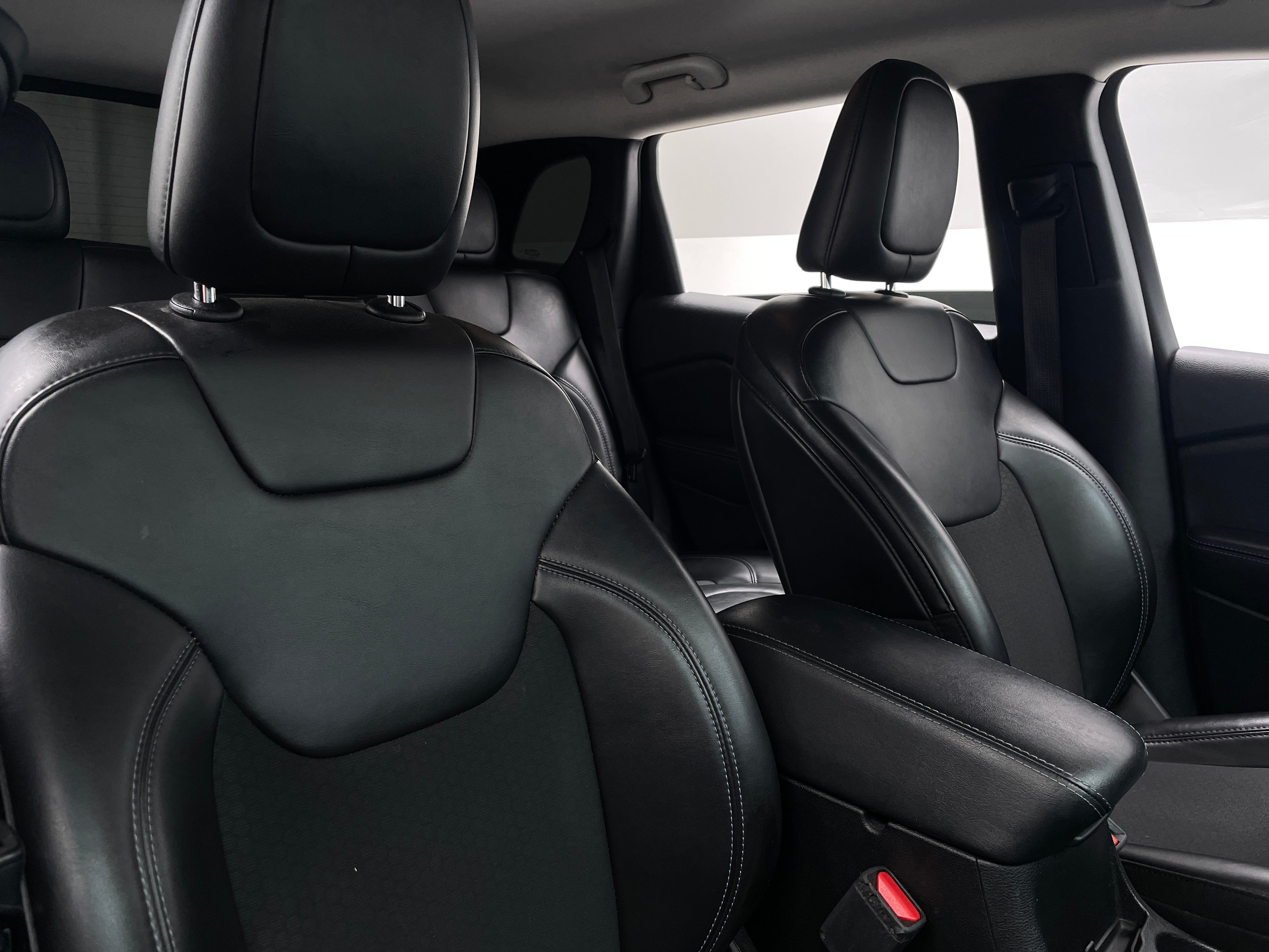 2019 Jeep Cherokee Latitude 2