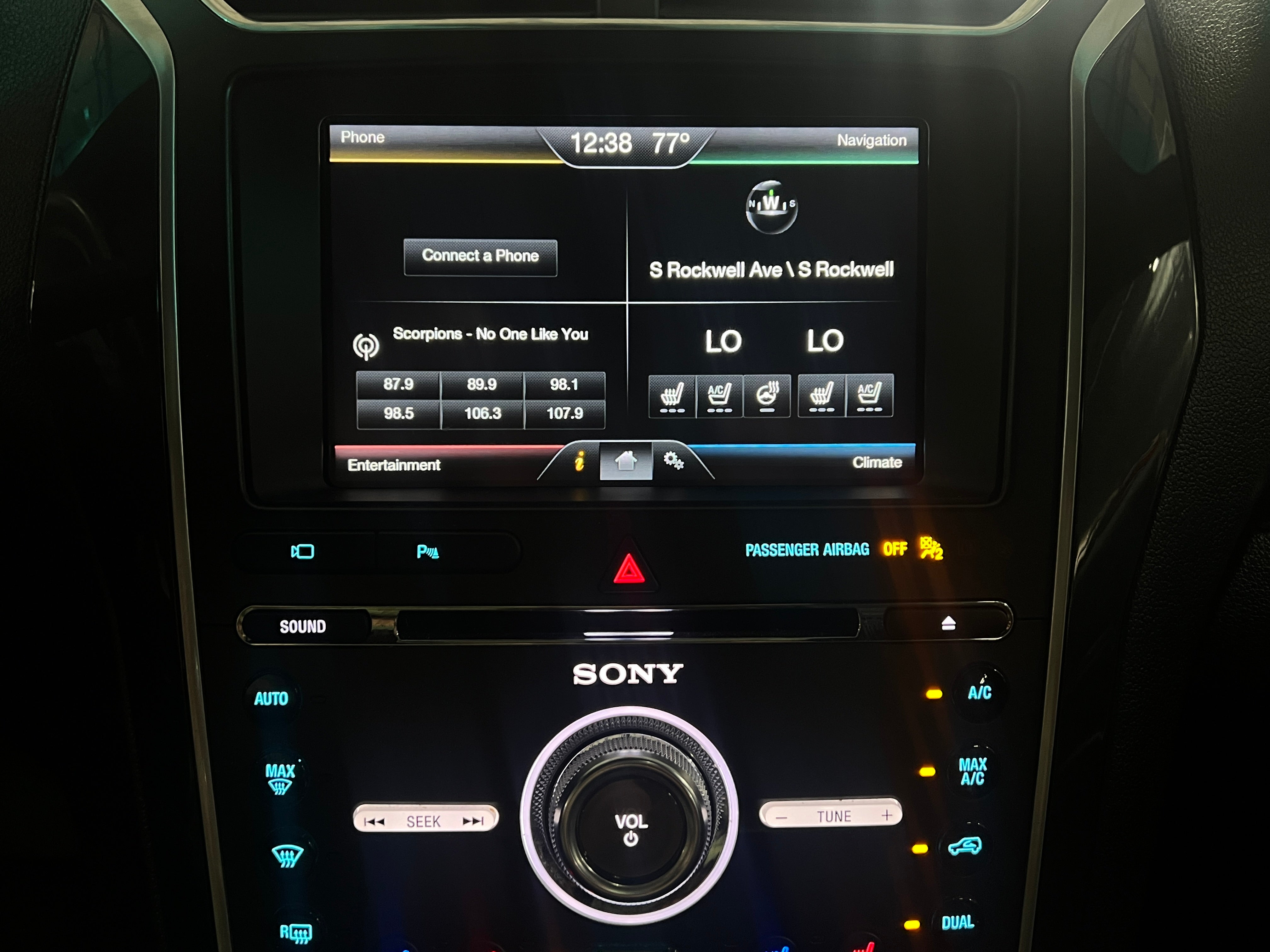 2016 Ford Explorer Sport 3