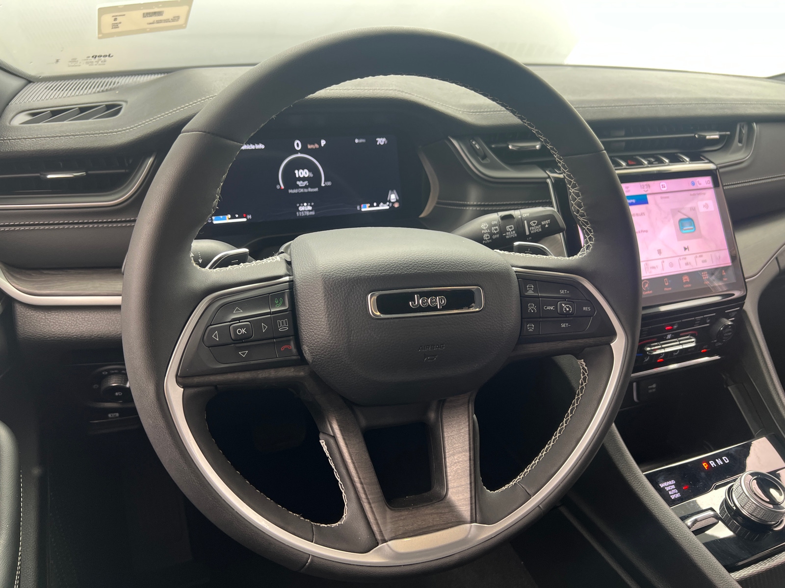 Thumbnail: 2024 Jeep Grand Cherokee L - 4