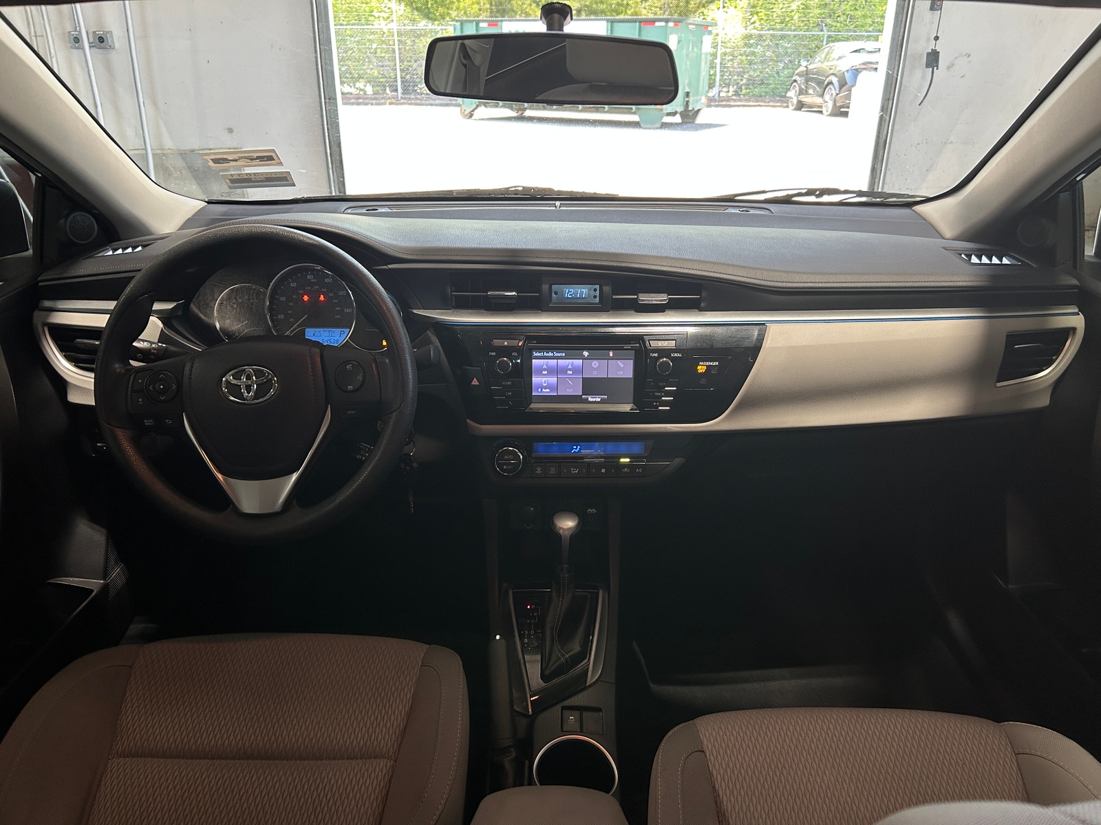 Thumbnail: 2015 Toyota Corolla - 3