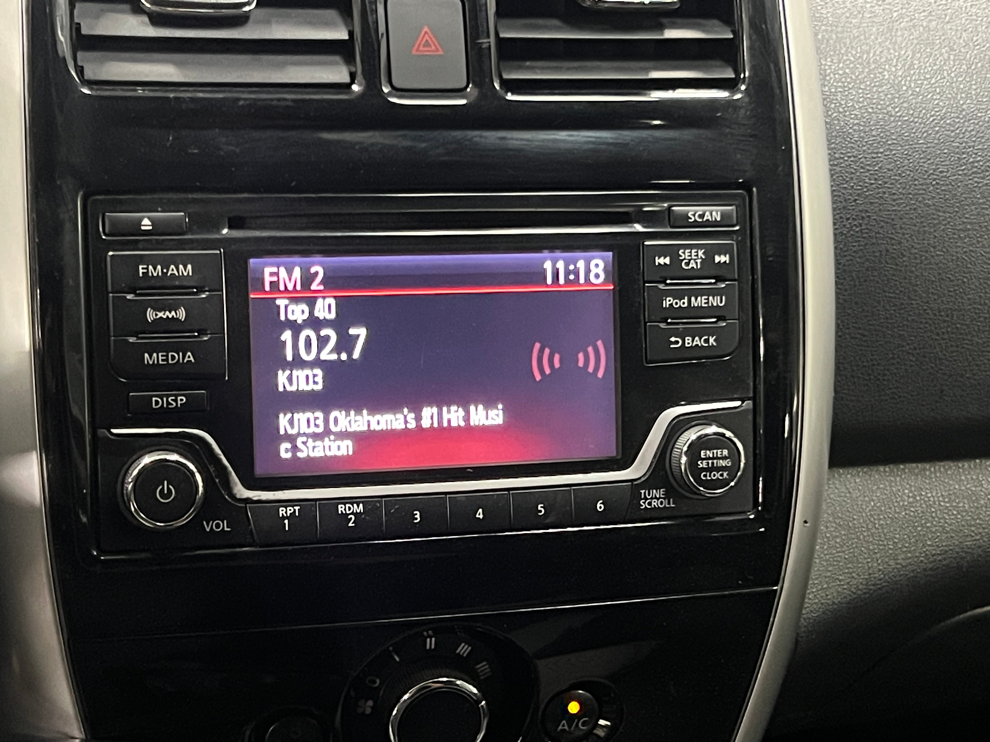2018 Nissan Versa SV 3