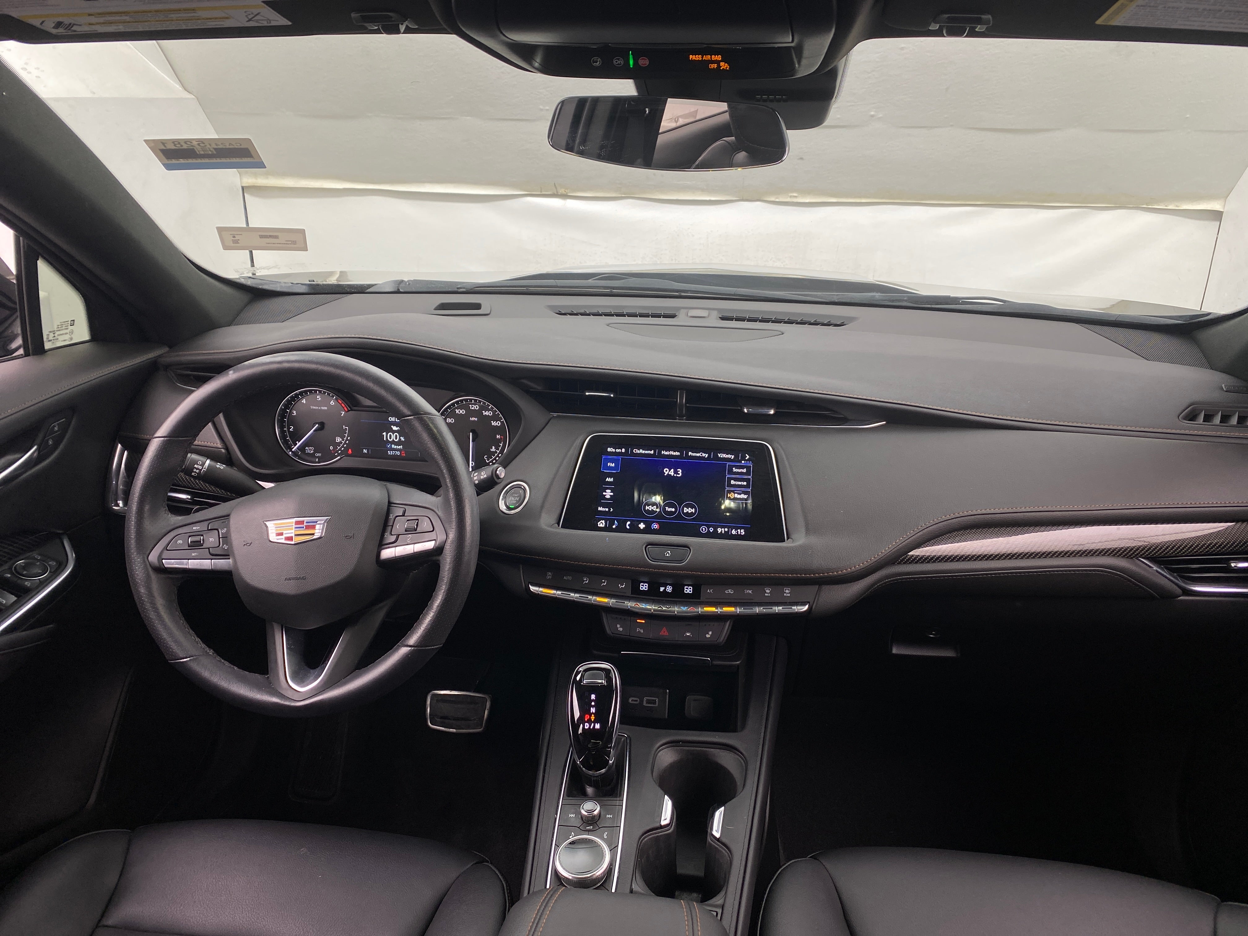 2023 Cadillac XT4 Sport 3