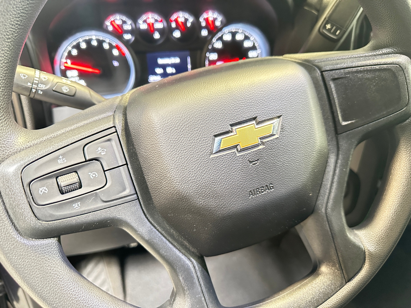 Thumbnail: 2022 Chevrolet Silverado 1500 - 5