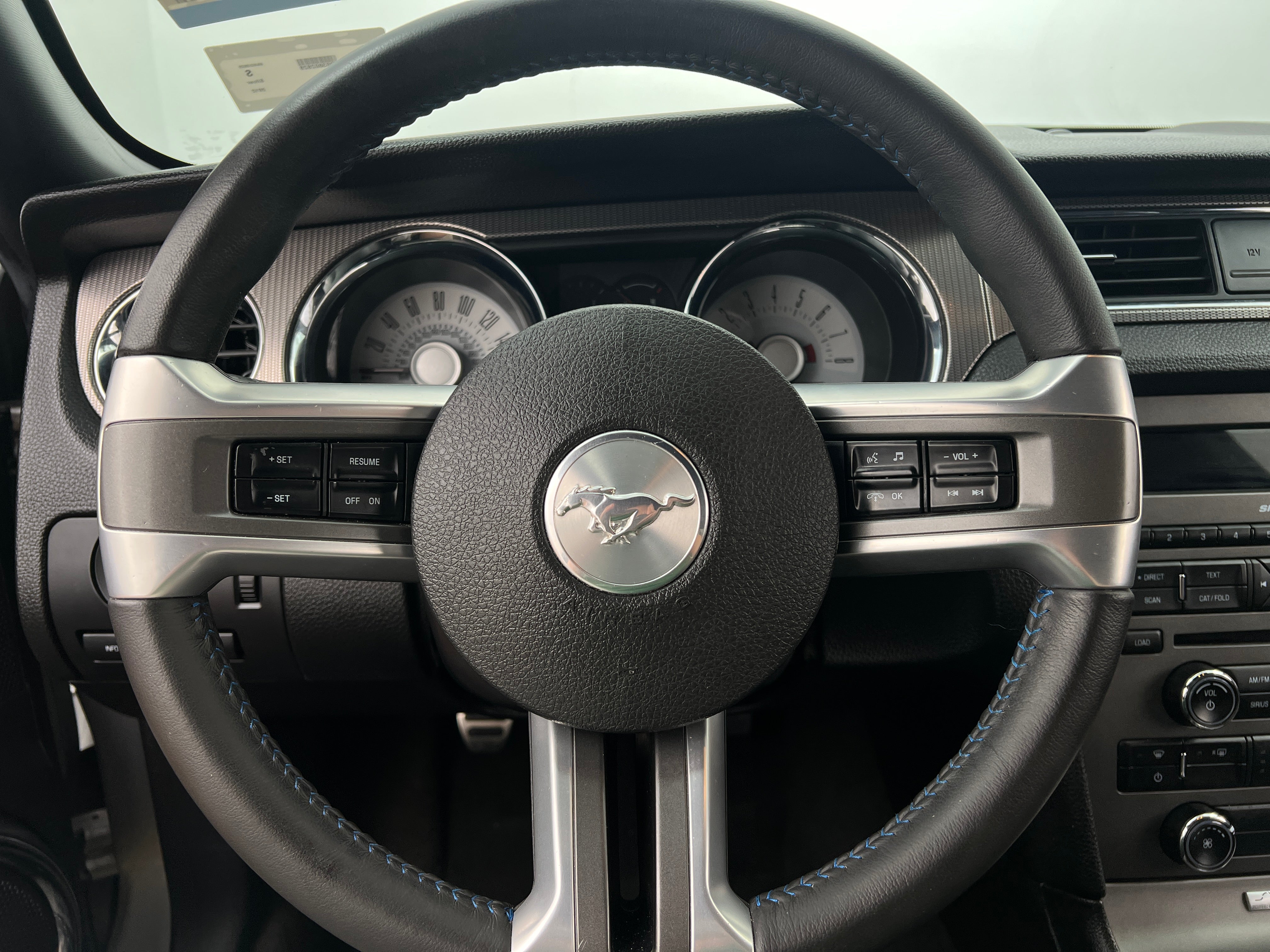 2012 Ford Mustang GT Premium 4