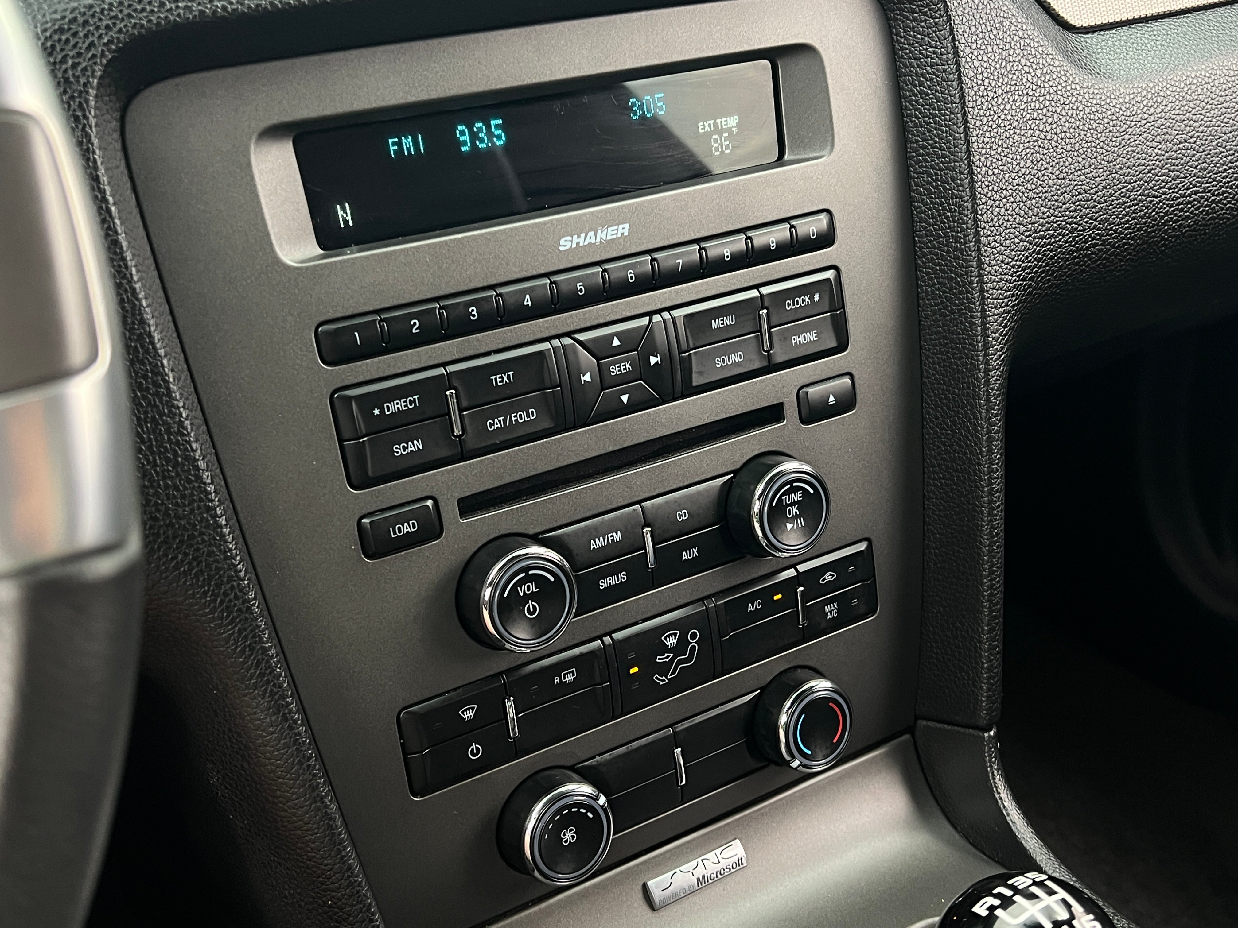2012 Ford Mustang GT Premium 3