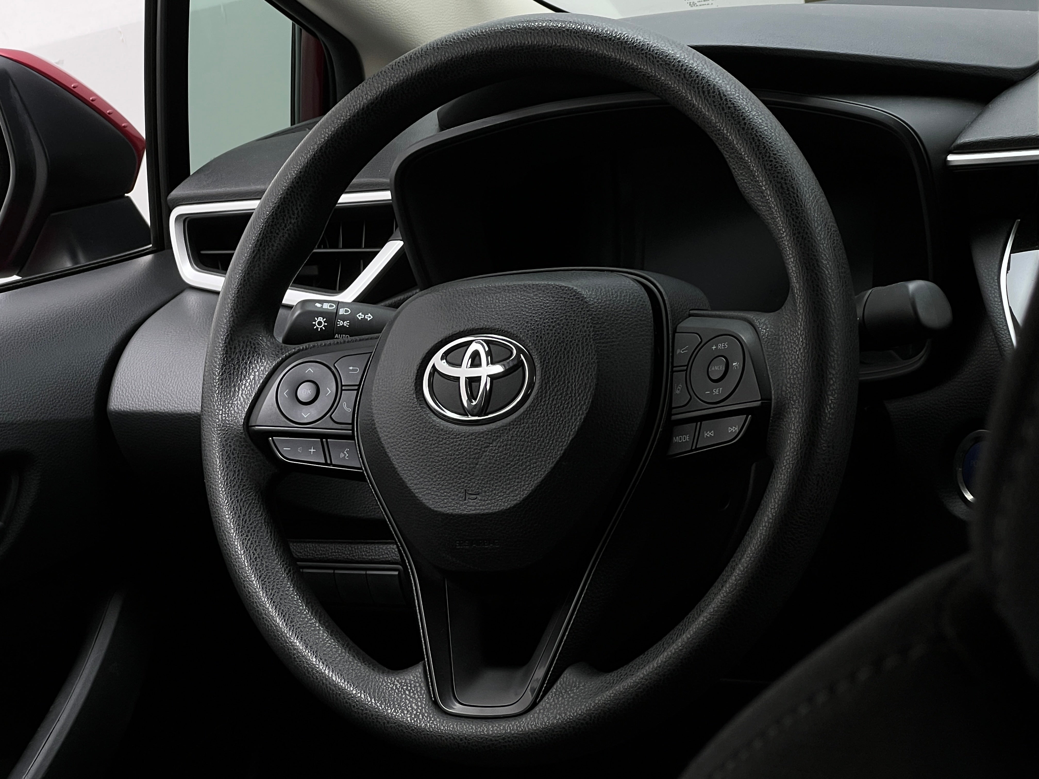 2022 Toyota Corolla LE 5