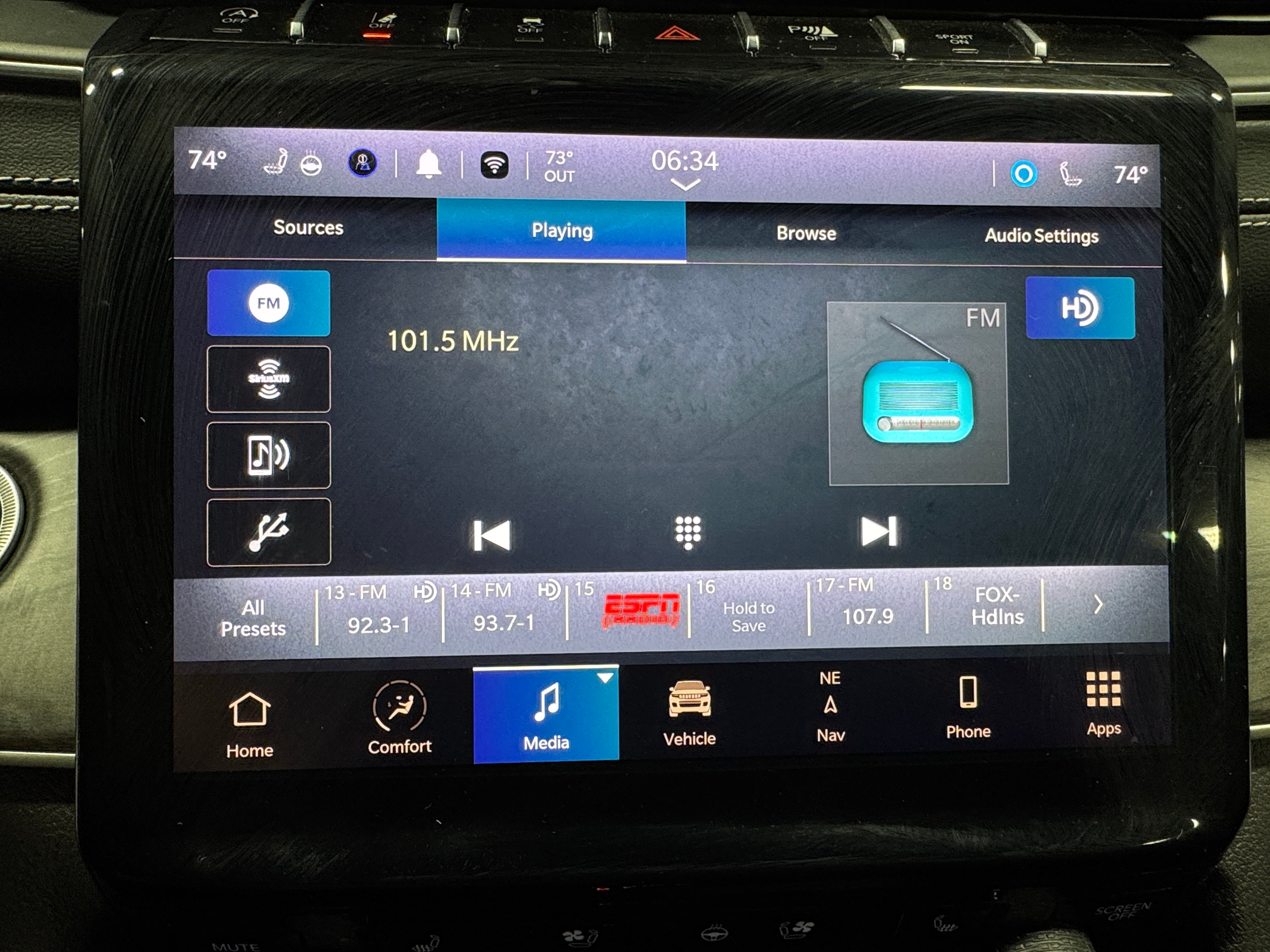 2023 Jeep Grand Cherokee L Limited Edition 3