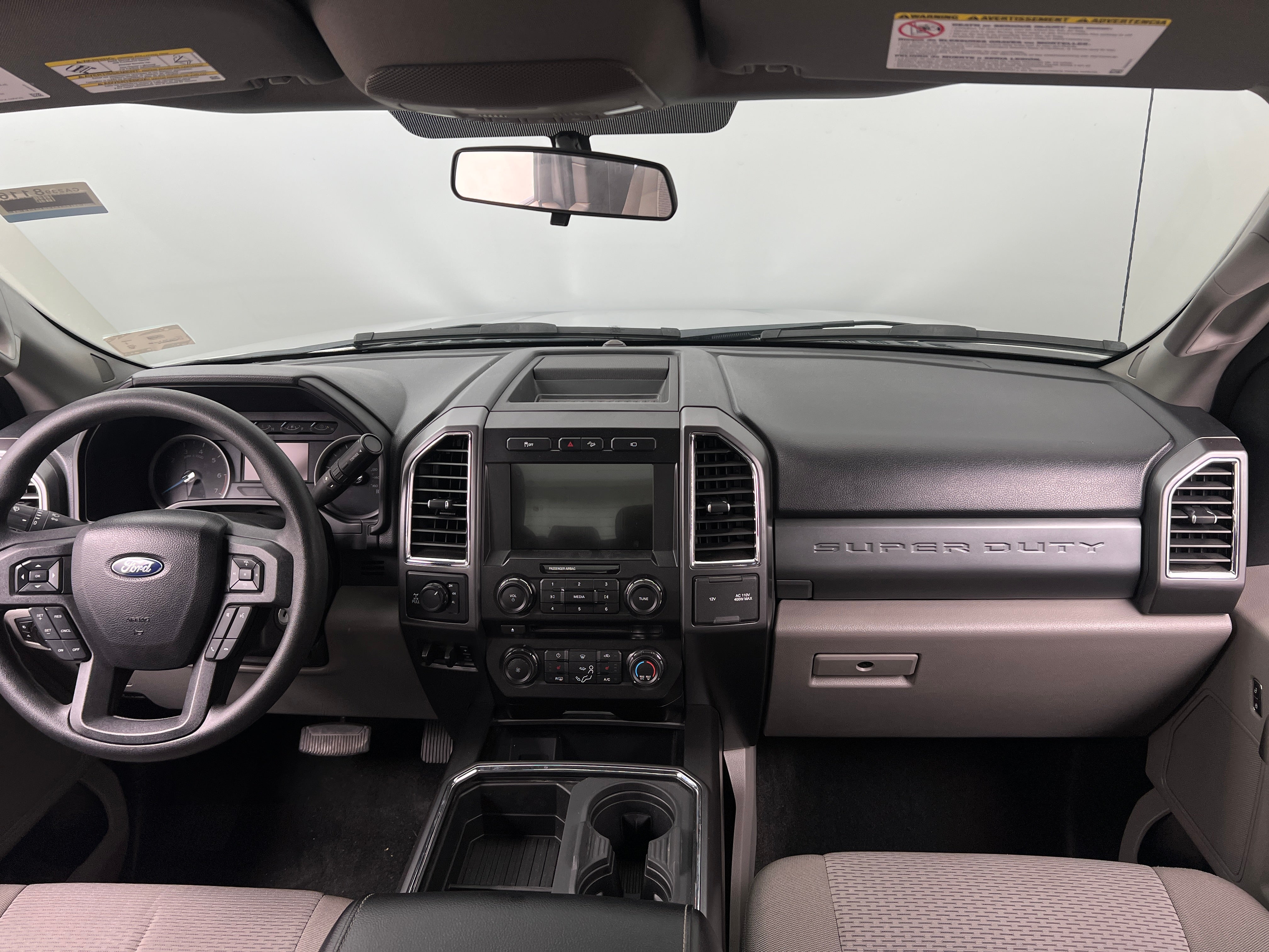 2017 Ford Econoline E-250 3