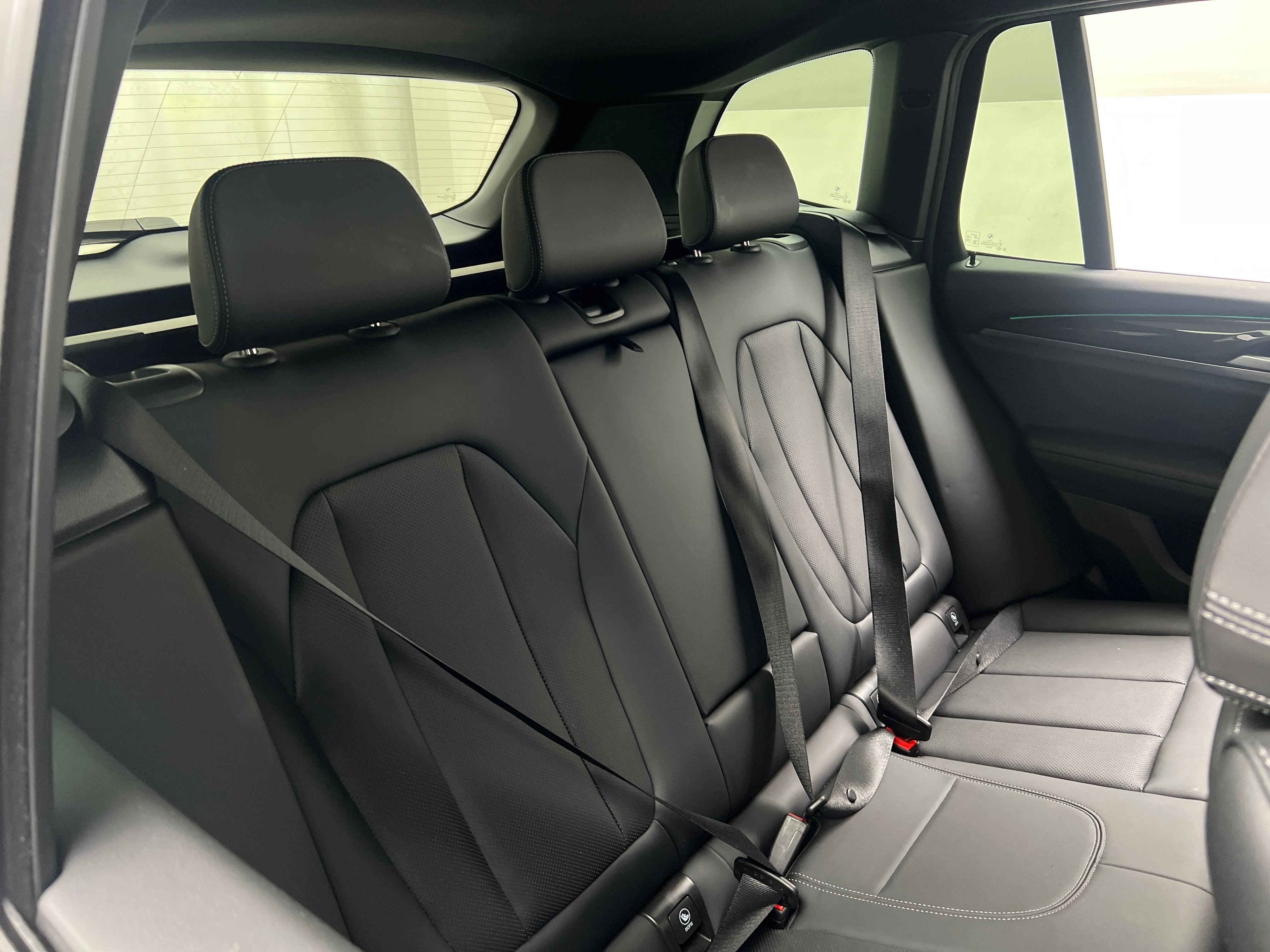 2023 BMW X3 sDrive30i 5