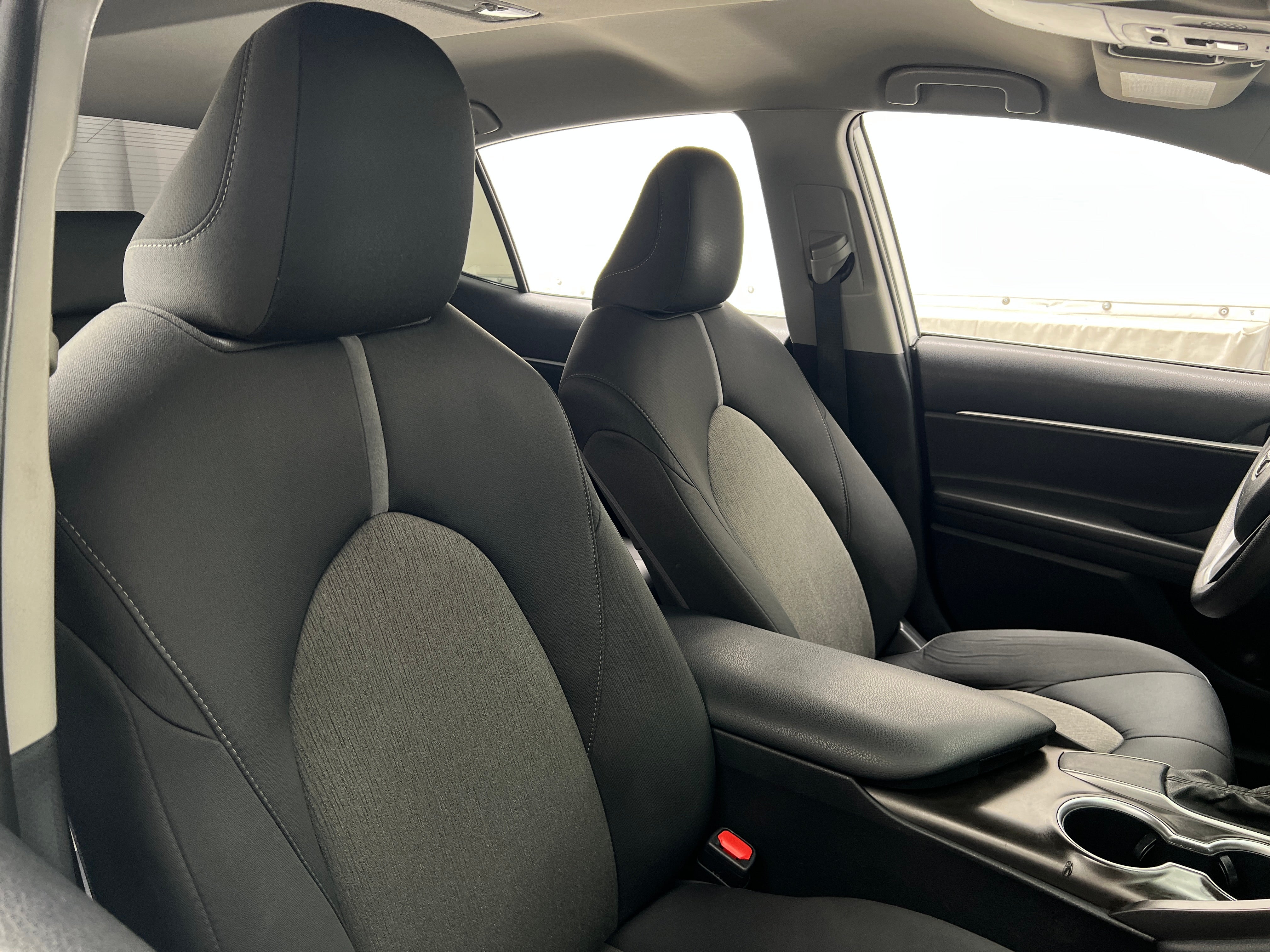 2021 Toyota Camry LE 2