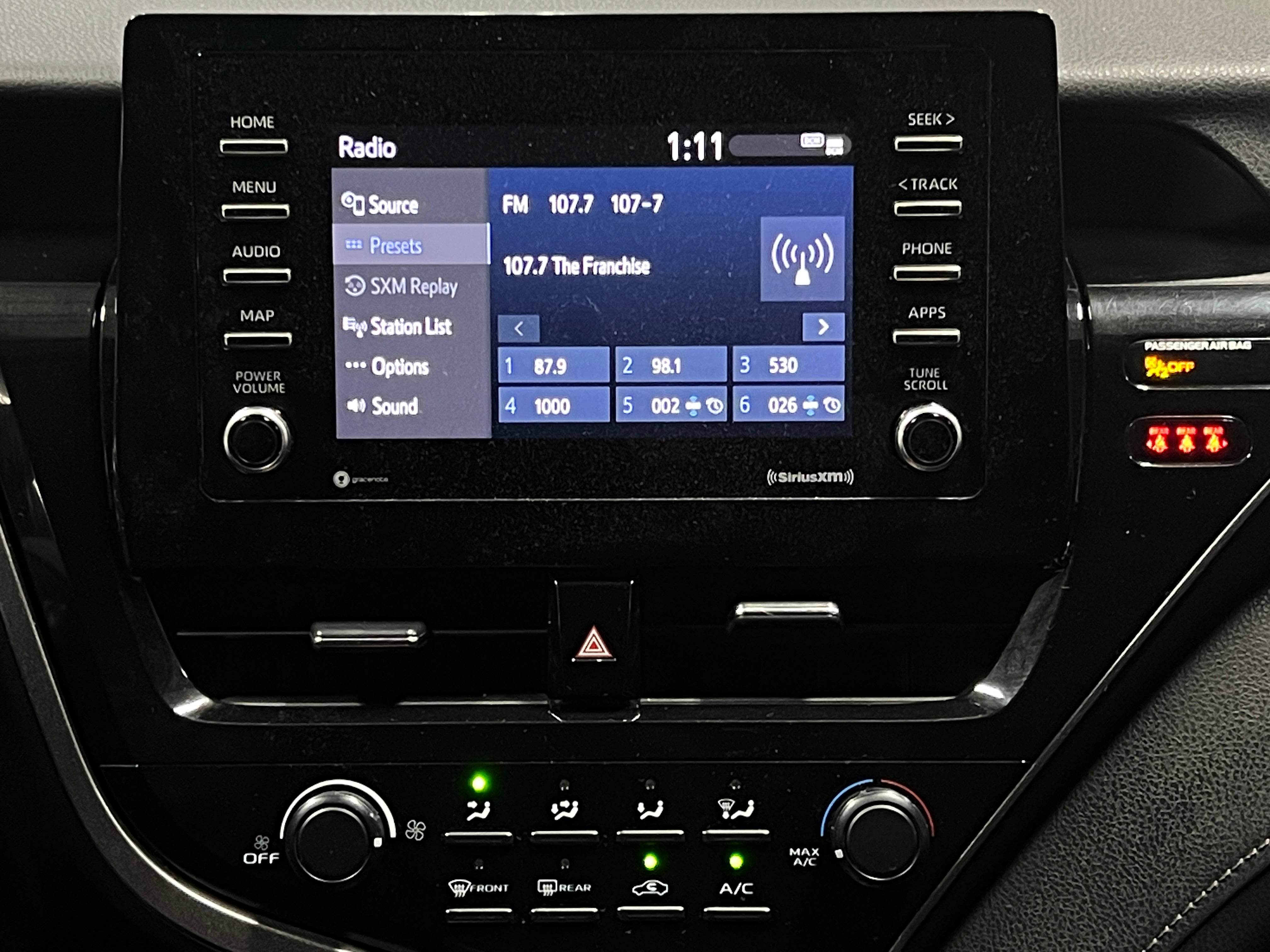 2021 Toyota Camry LE 4
