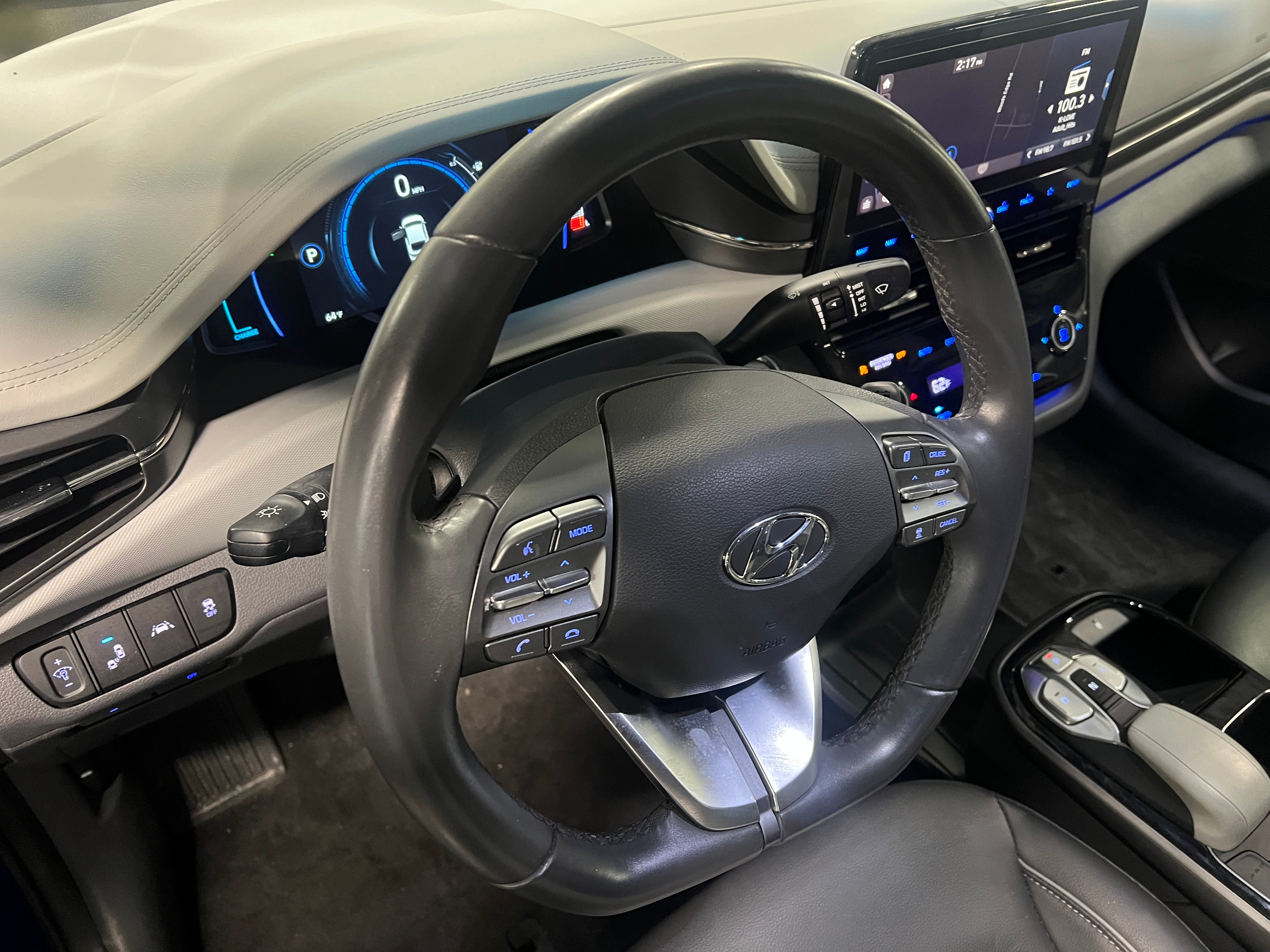 2020 Hyundai Ioniq Limited 4