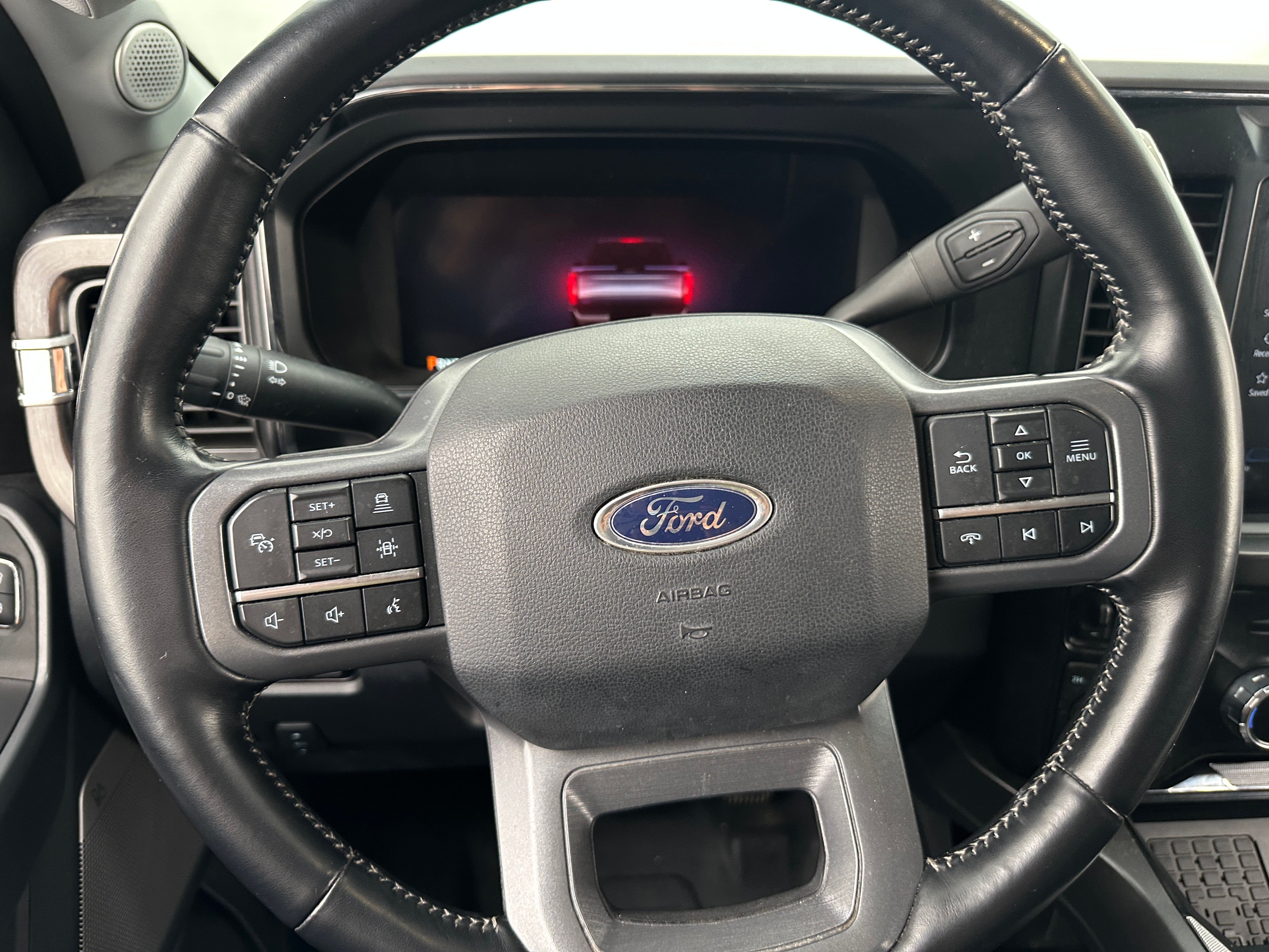 2023 Ford Econoline E-350 4
