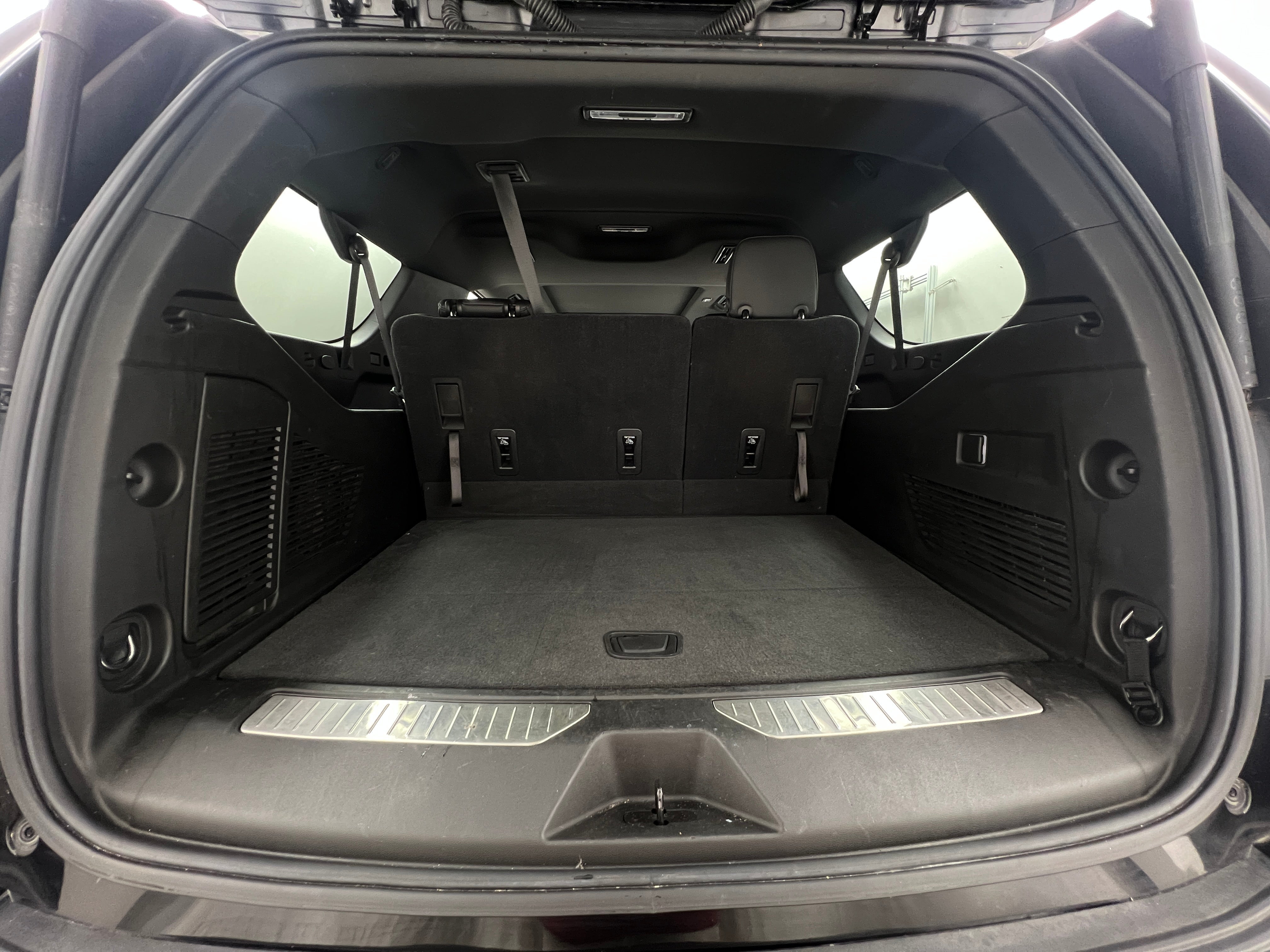 2021 Chevrolet Suburban Z71 6