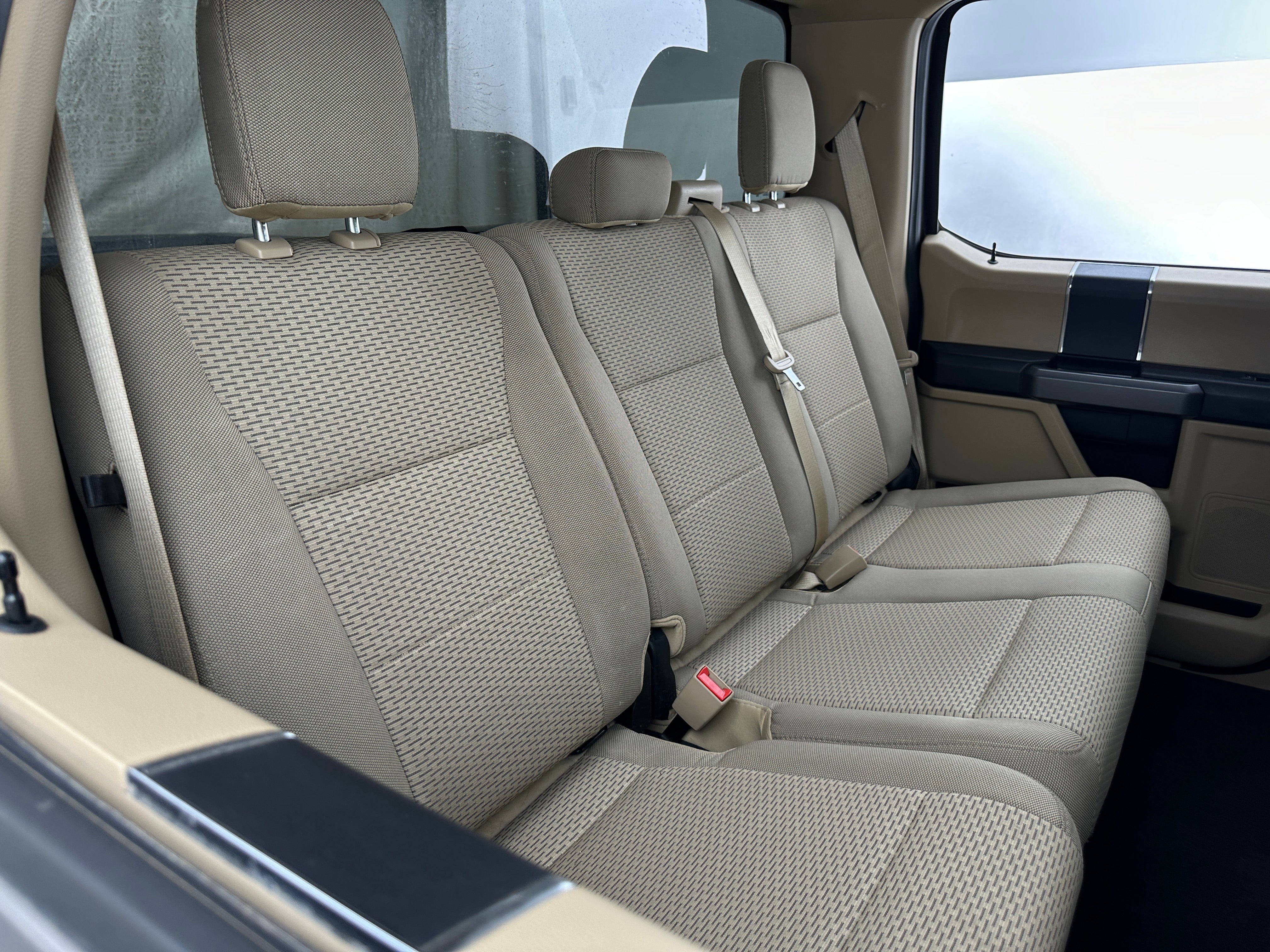 2019 Ford Econoline E-250 6