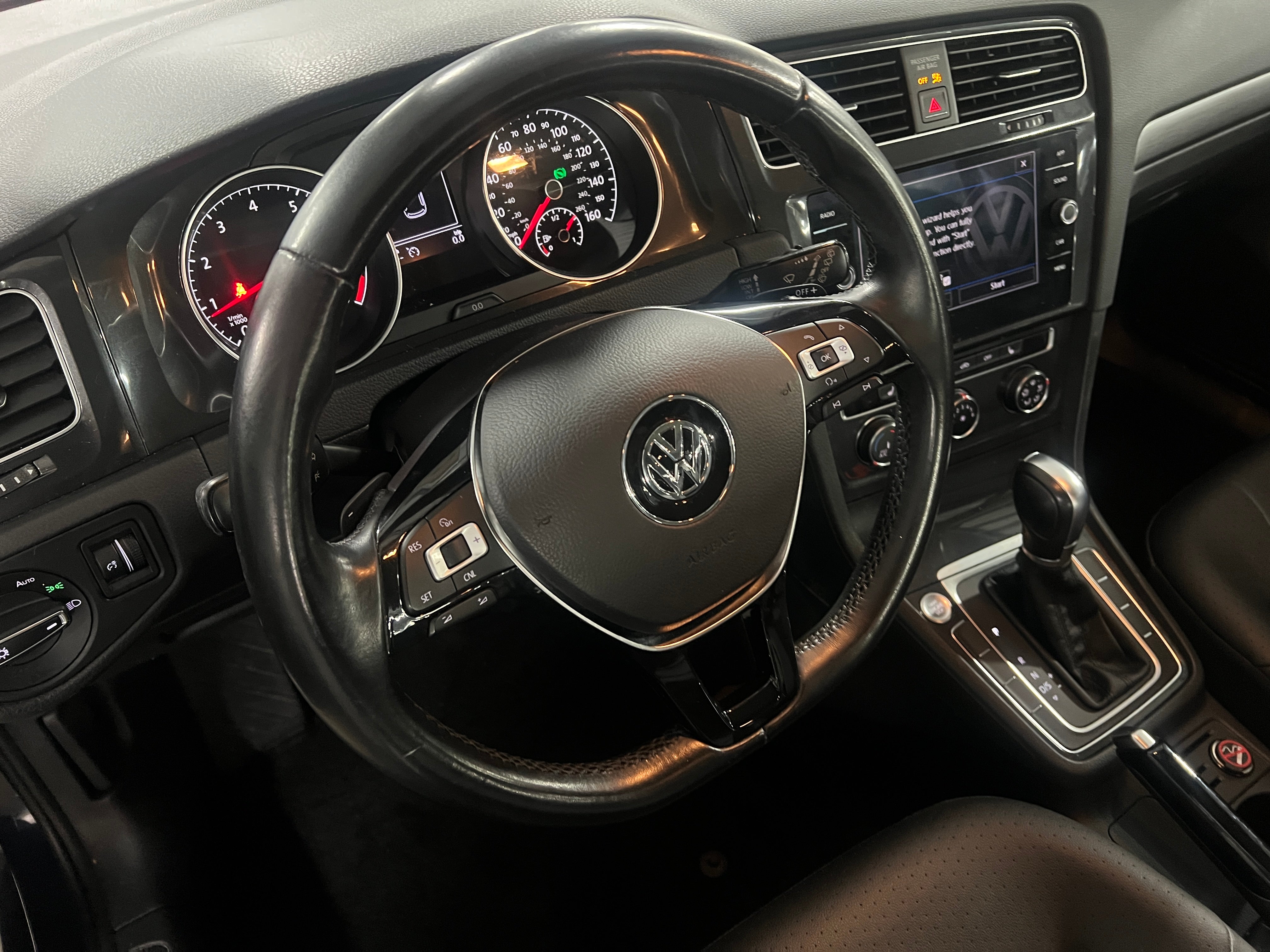 2018 Volkswagen Golf SE 4