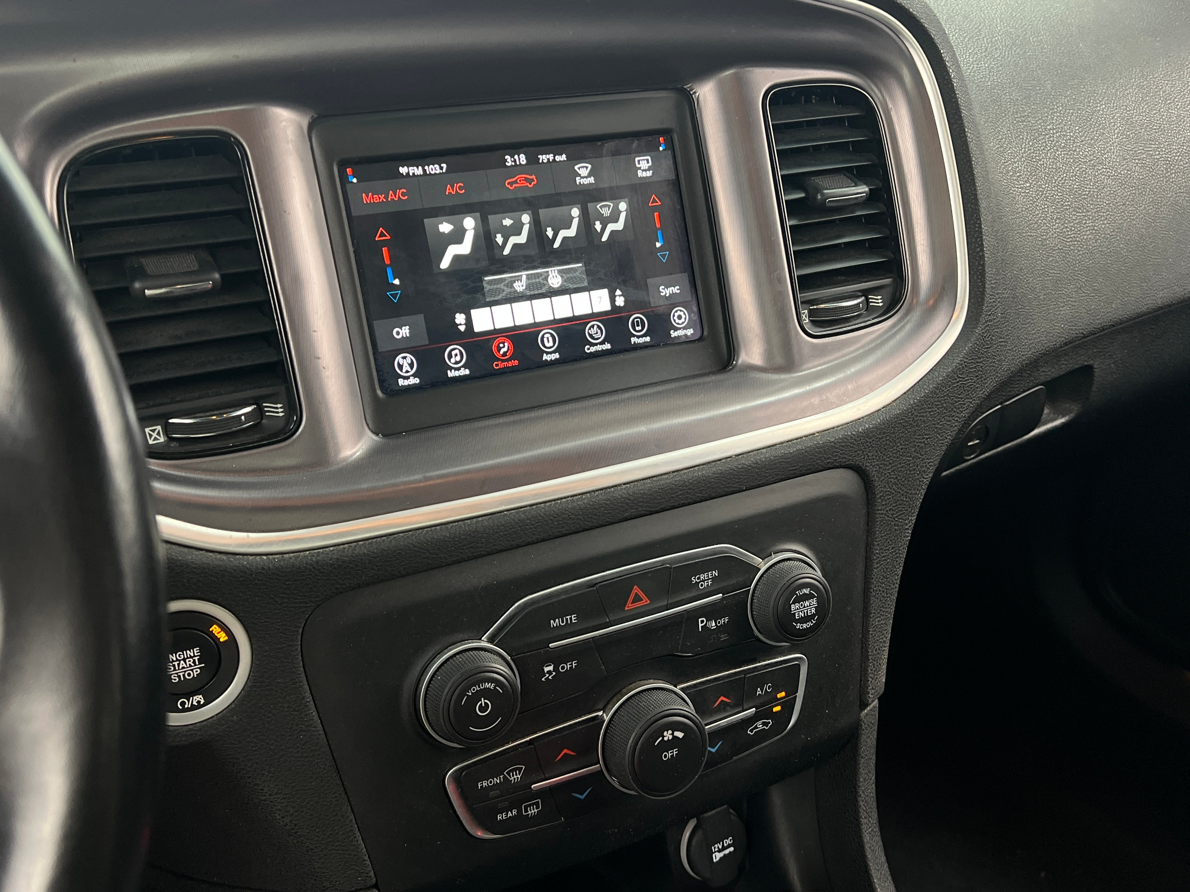 2020 Dodge Charger SXT 4