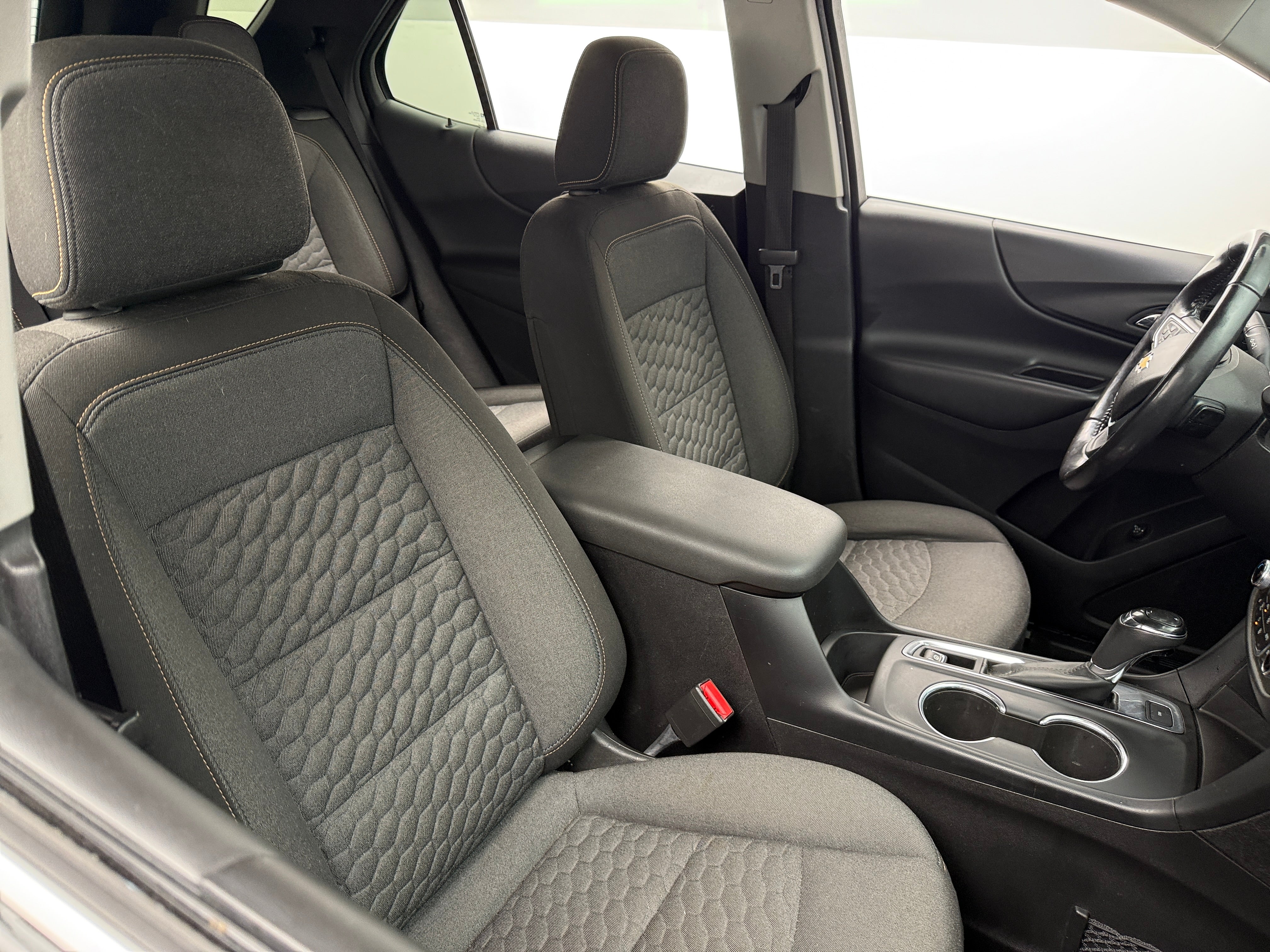 2018 Chevrolet Equinox LT 2