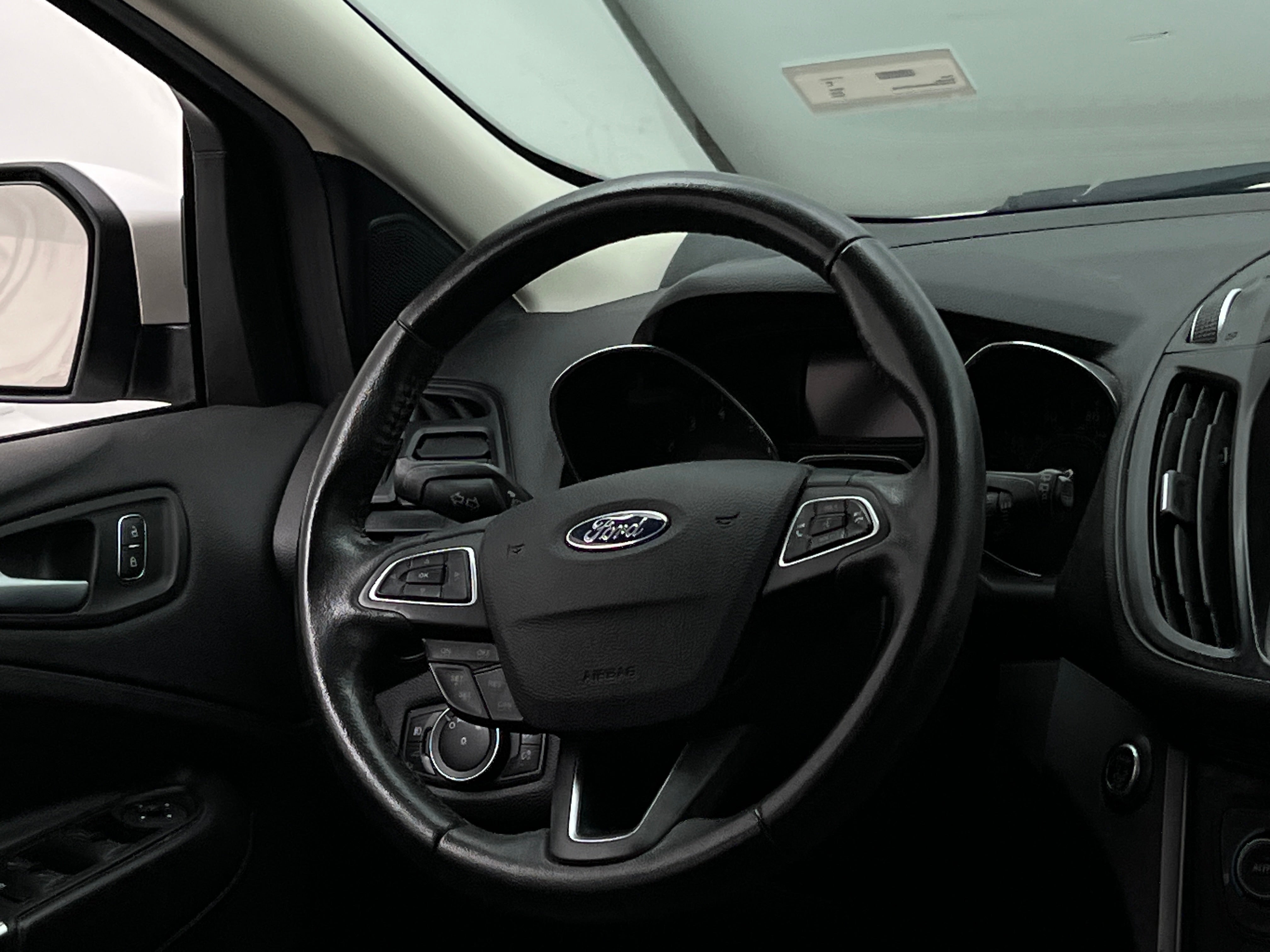 2019 Ford Escape SEL 4