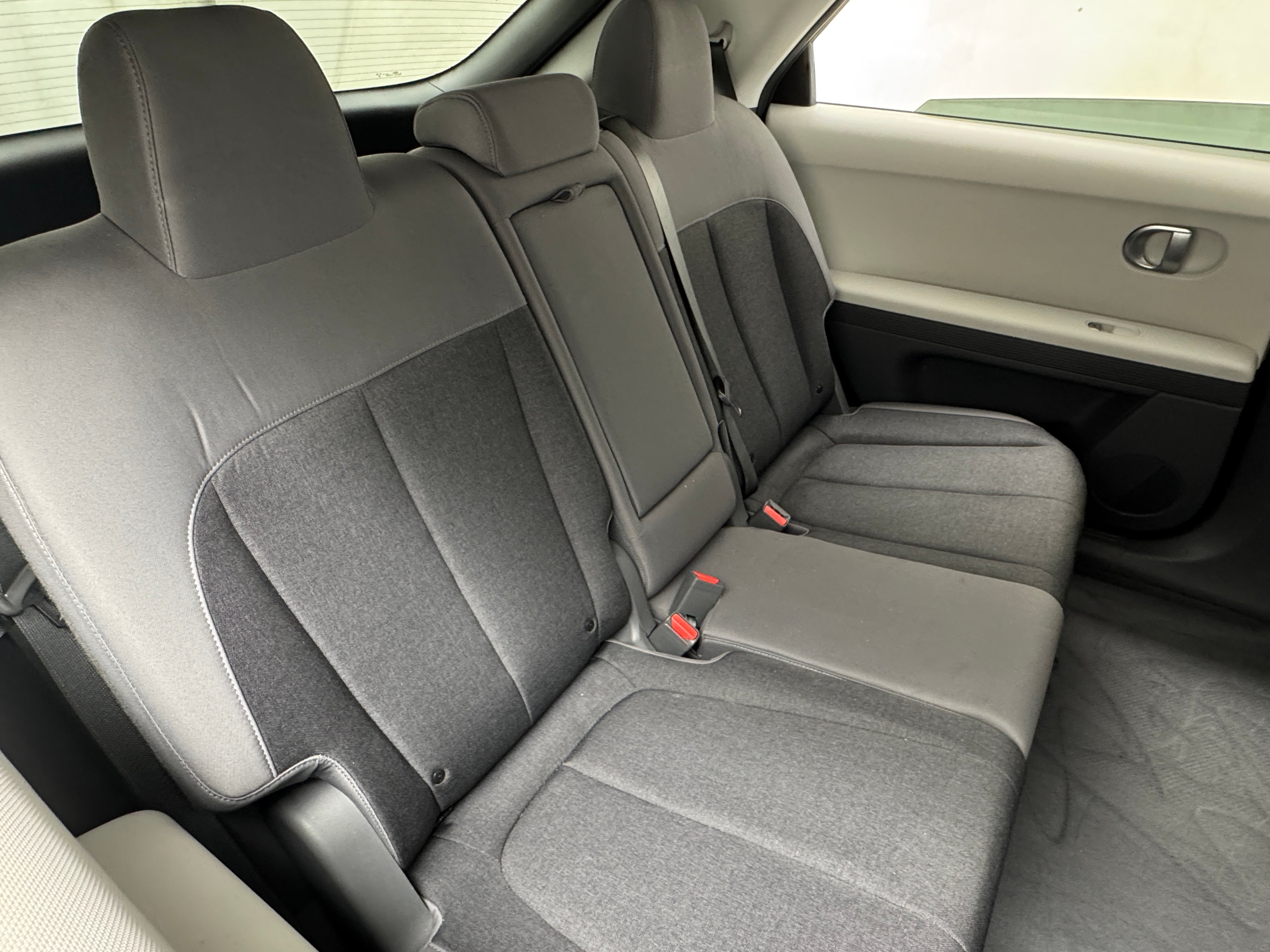 2022 Hyundai Ioniq 5 SE 6