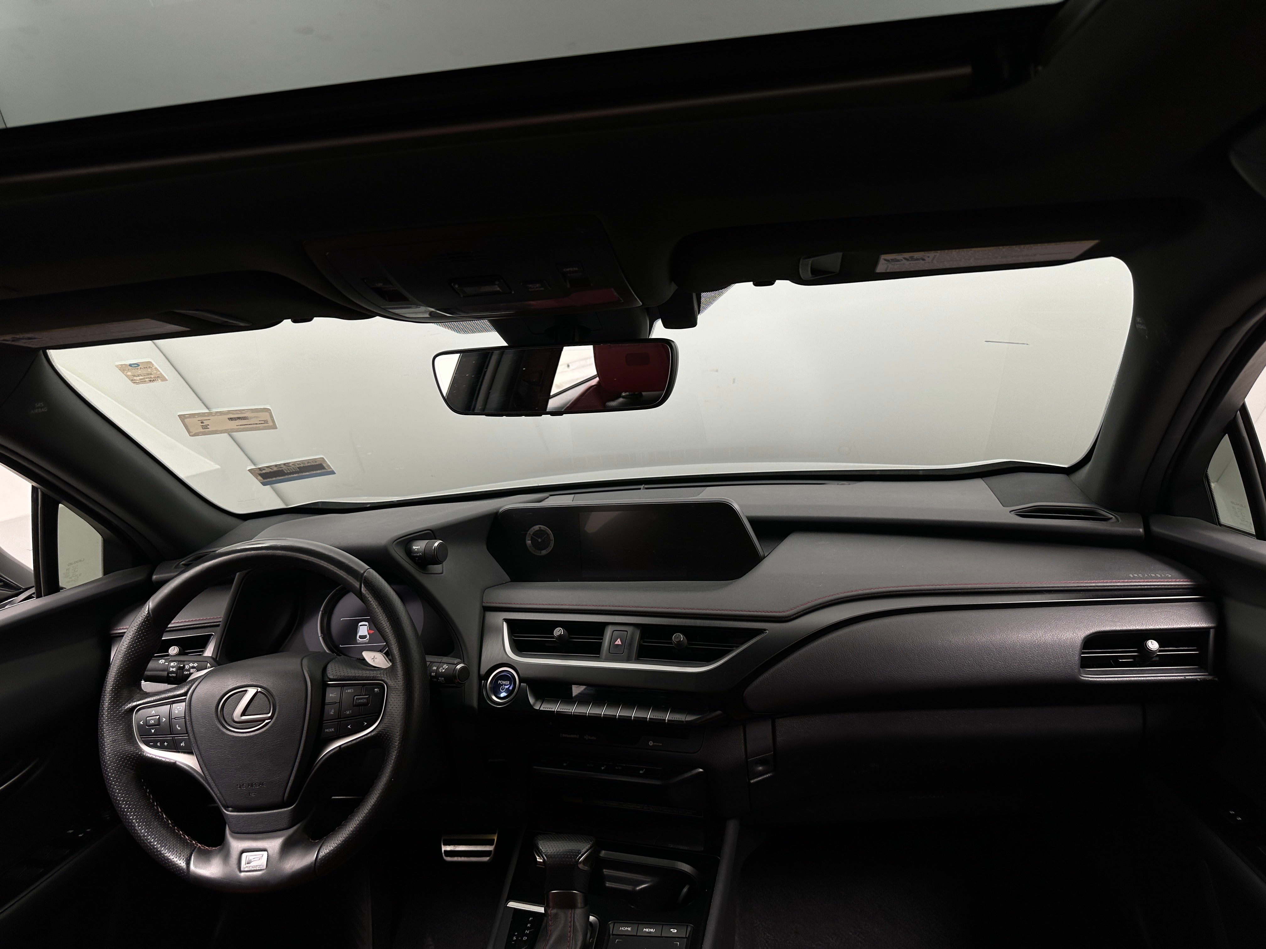 2022 Lexus UX 250h 2