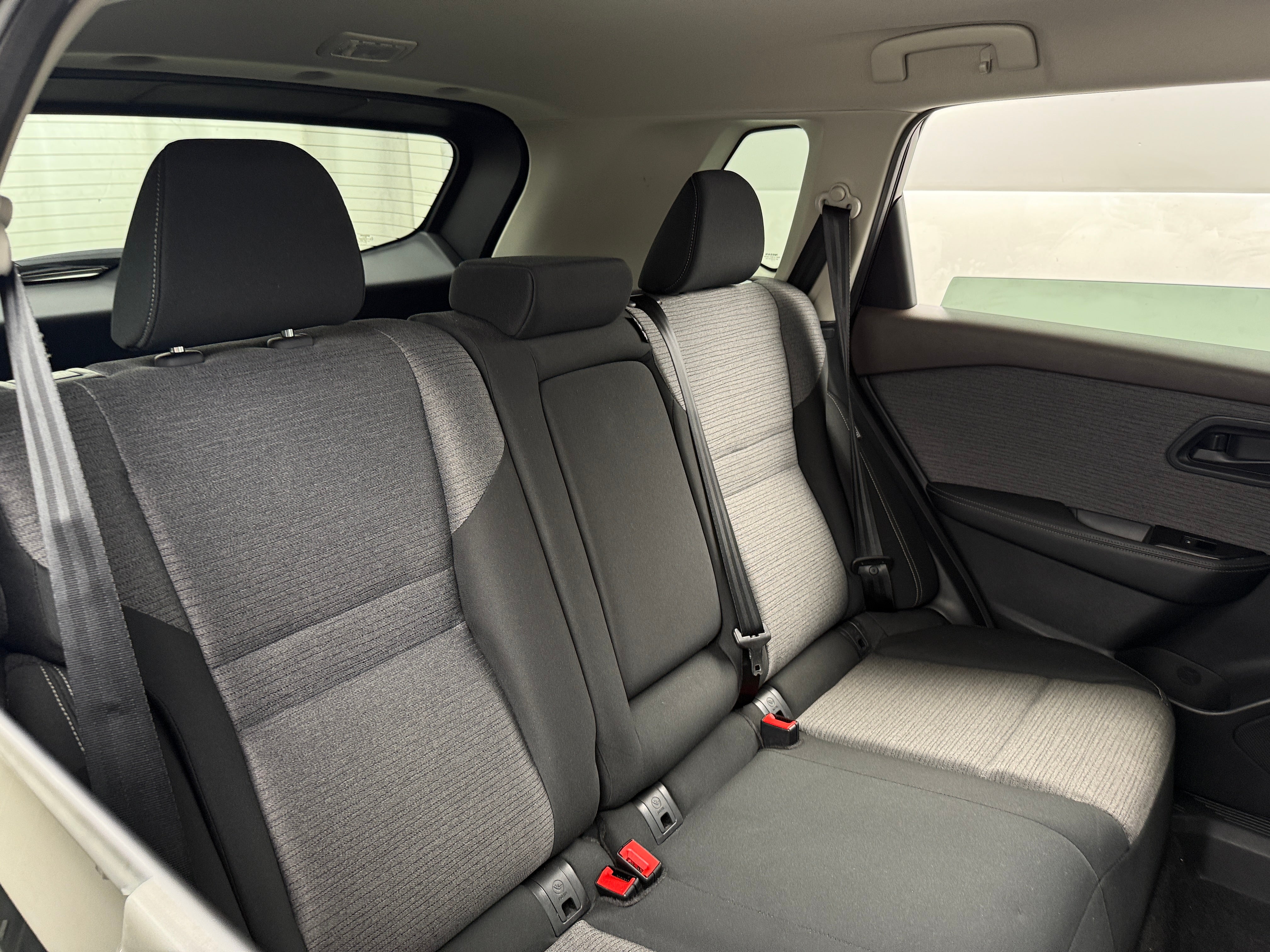 2022 Nissan Rogue S 6