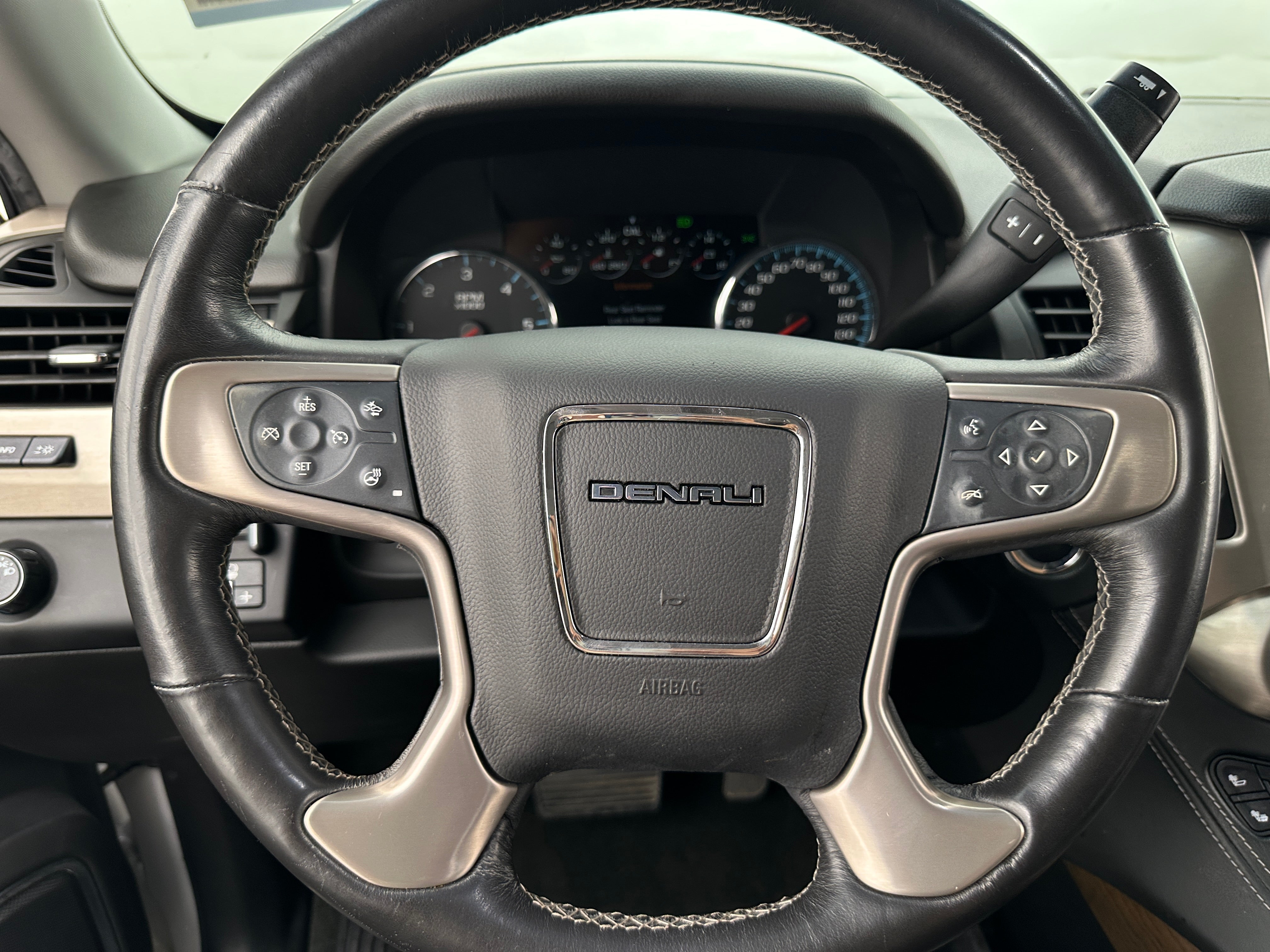 2018 GMC Yukon Denali 4
