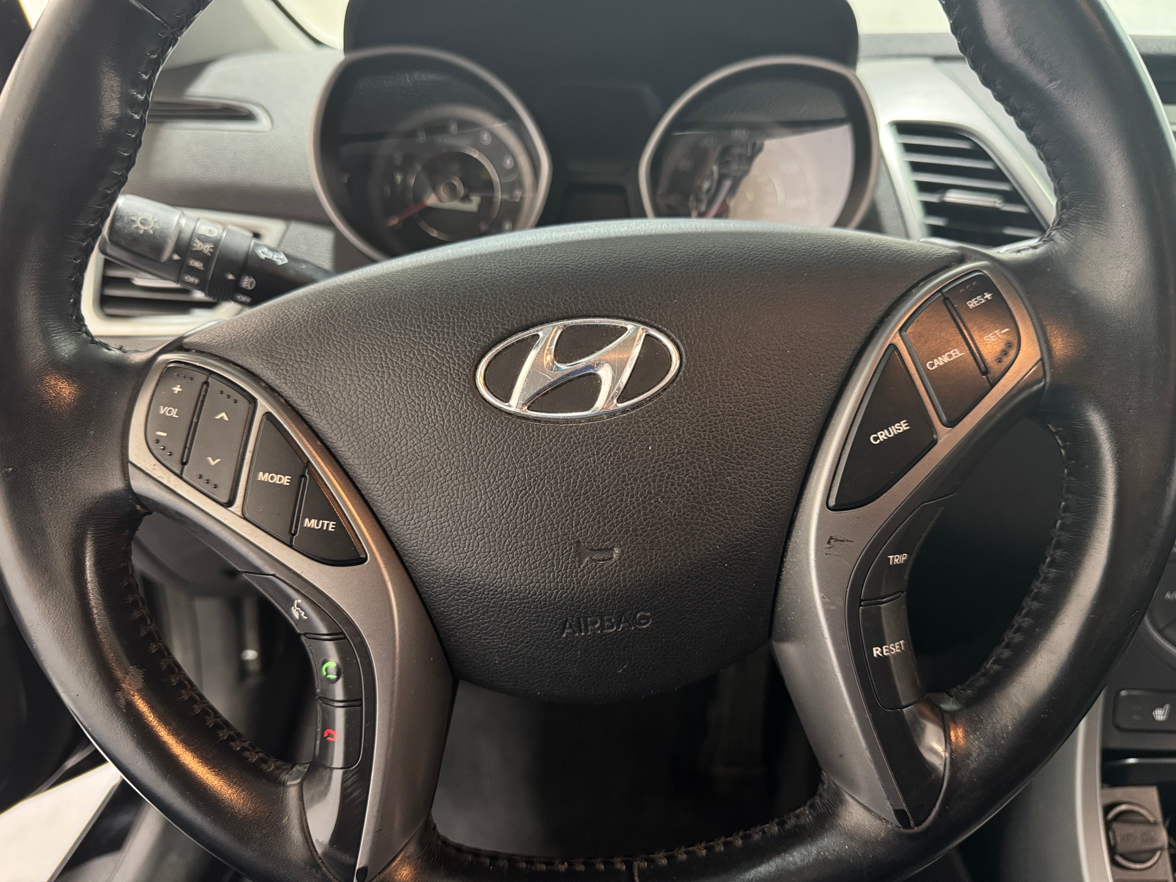 2014 Hyundai Elantra Base 4